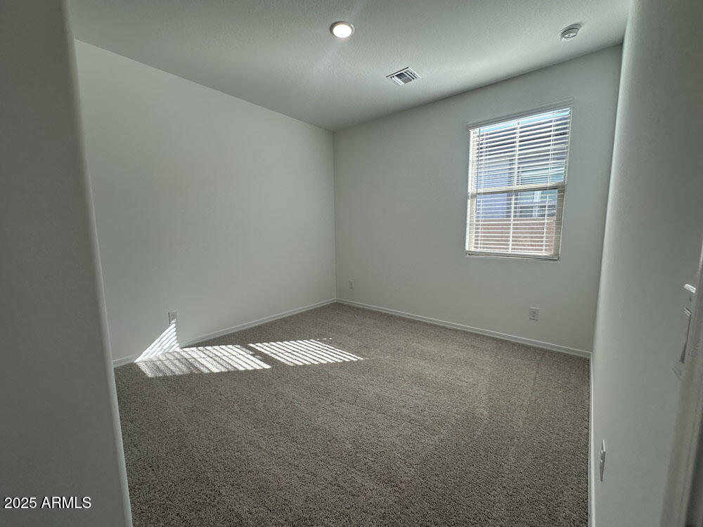 22856 E ROUNDUP Way