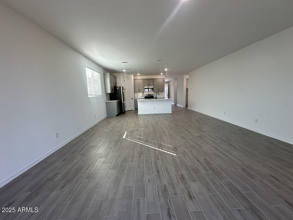22856 E ROUNDUP Way