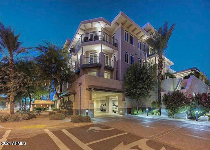 3801 N GOLDWATER Boulevard 301