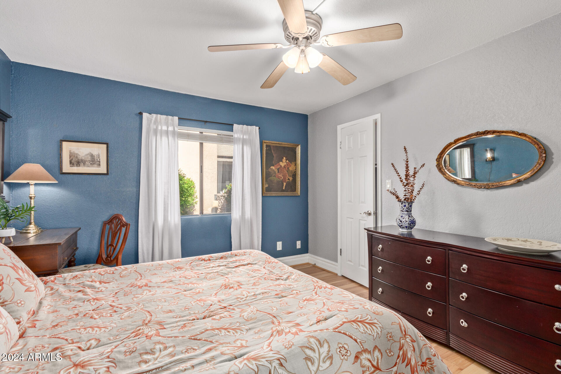 3825 E CAMELBACK Road 109