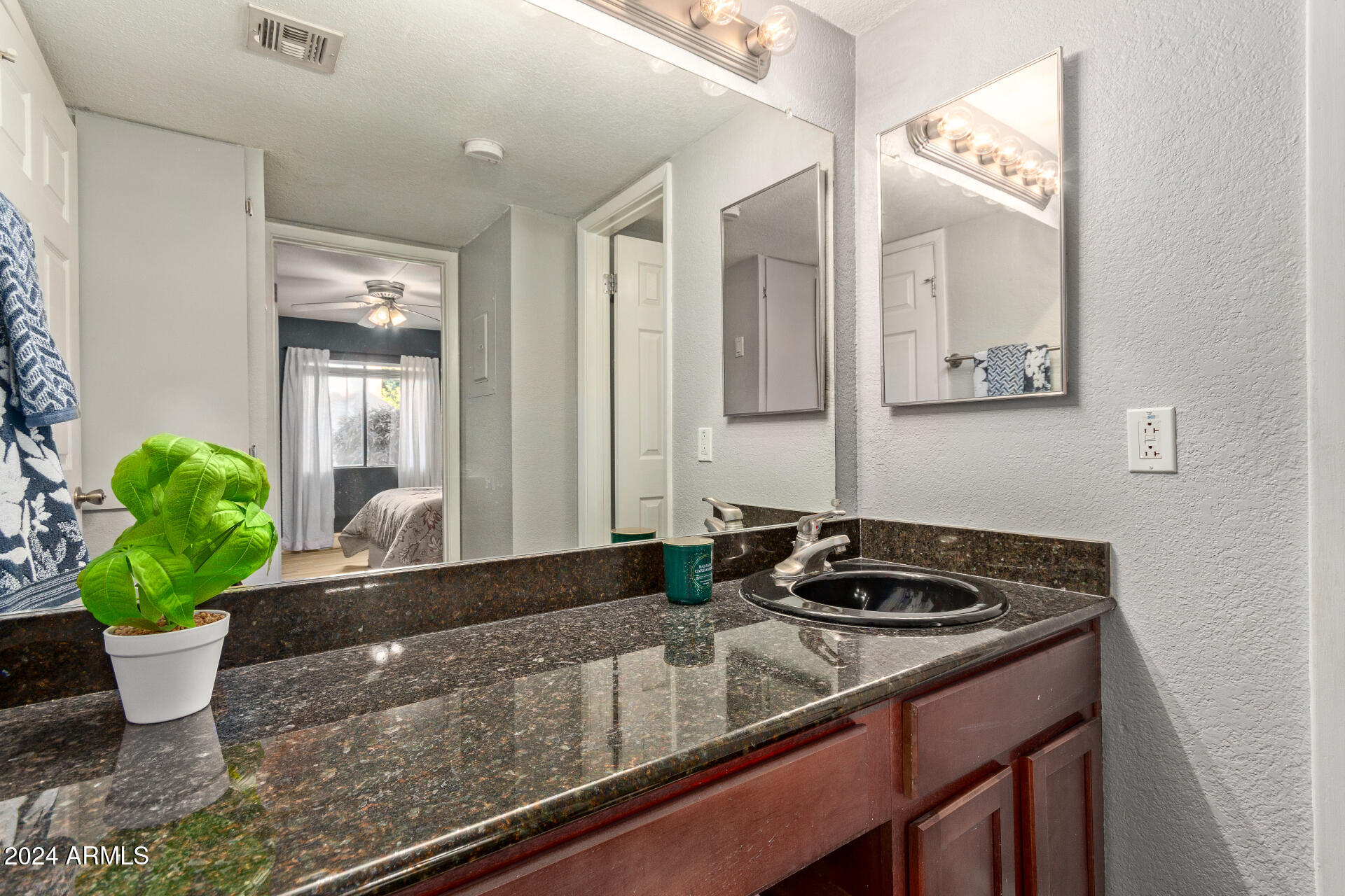 3825 E CAMELBACK Road 109