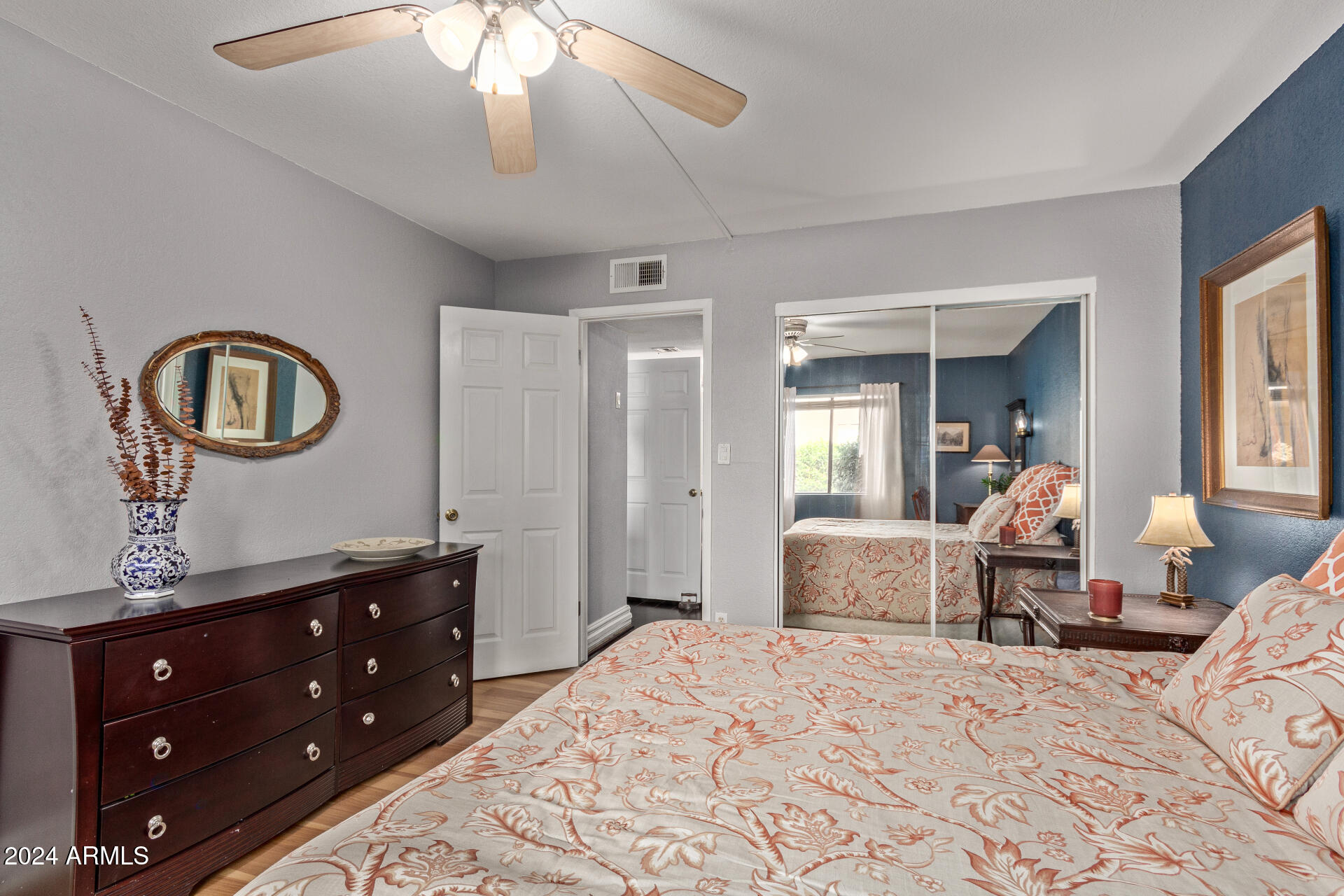 3825 E CAMELBACK Road 109
