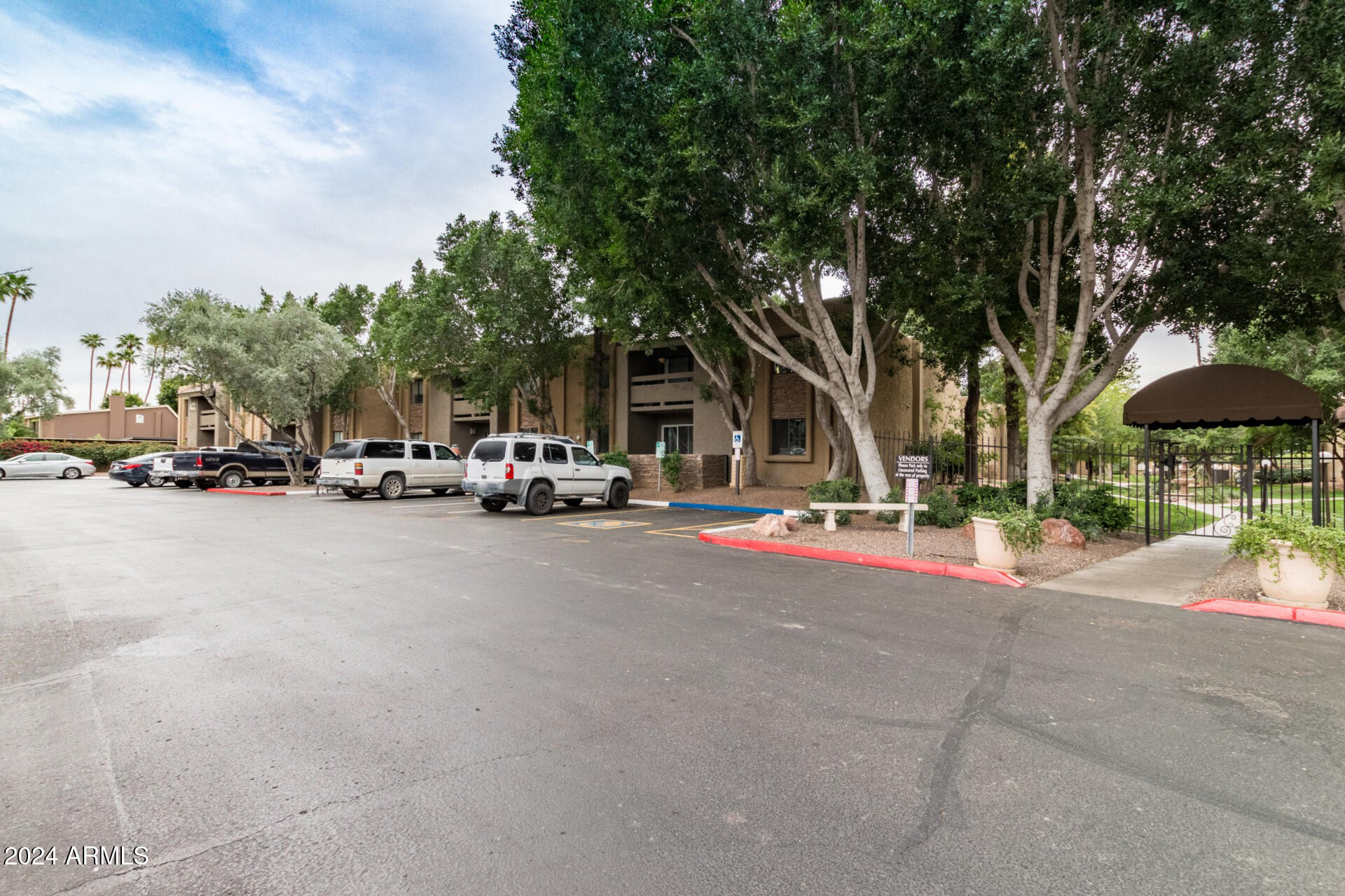 3825 E CAMELBACK Road 109