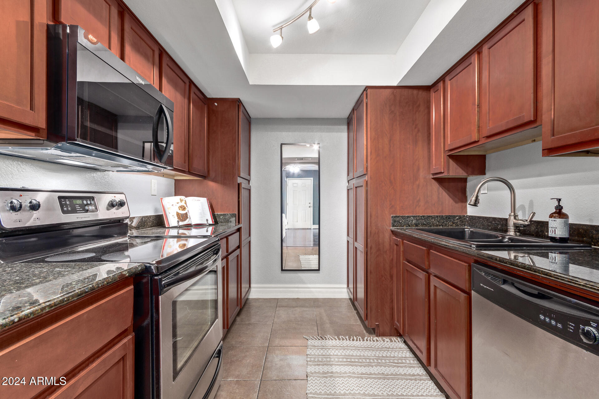 3825 E CAMELBACK Road 109