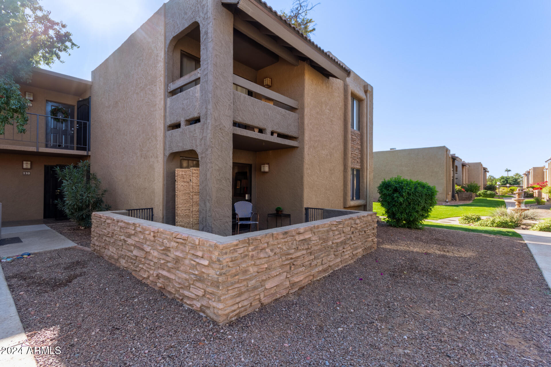 3825 E CAMELBACK Road 109