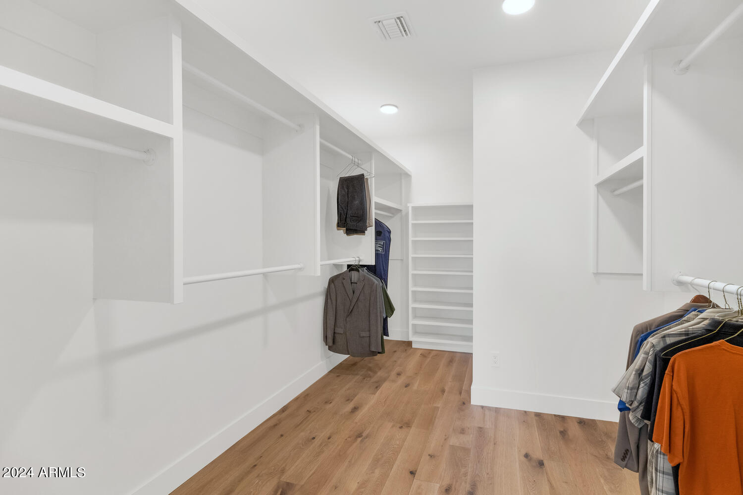 221 E 14TH Street
