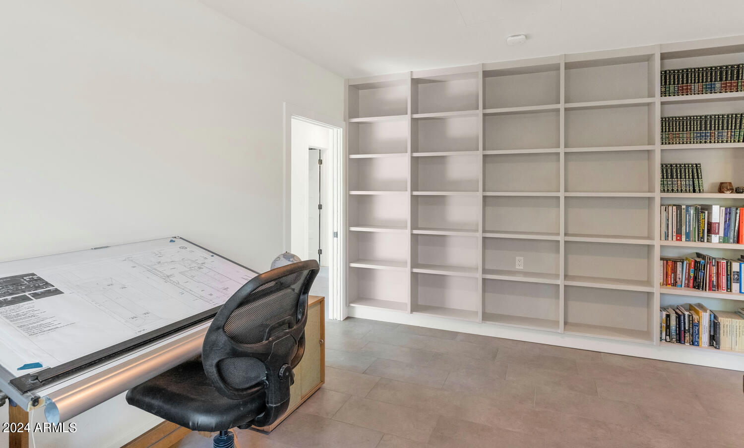 221 E 14TH Street
