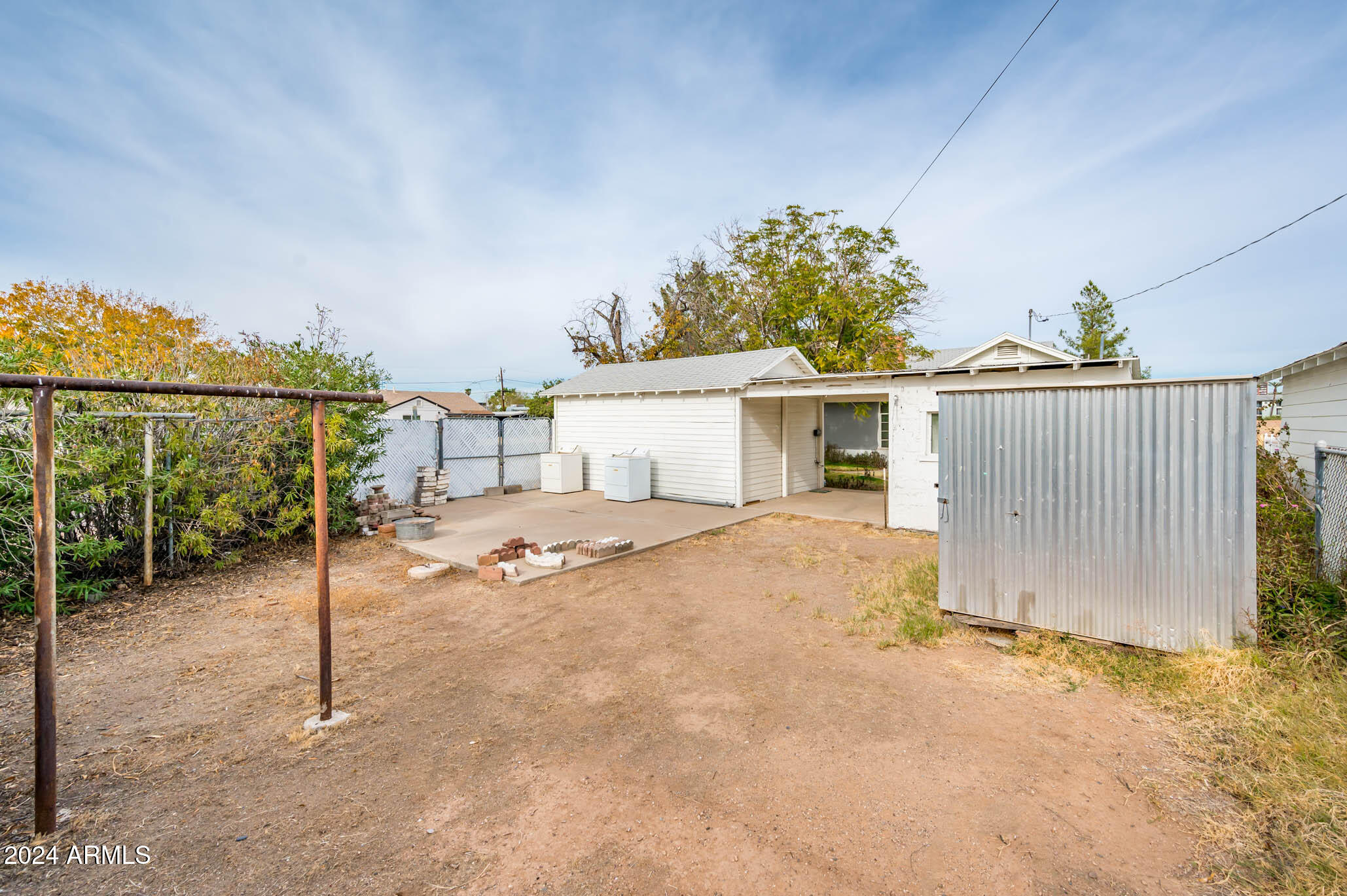 121 W Glenrosa Avenue