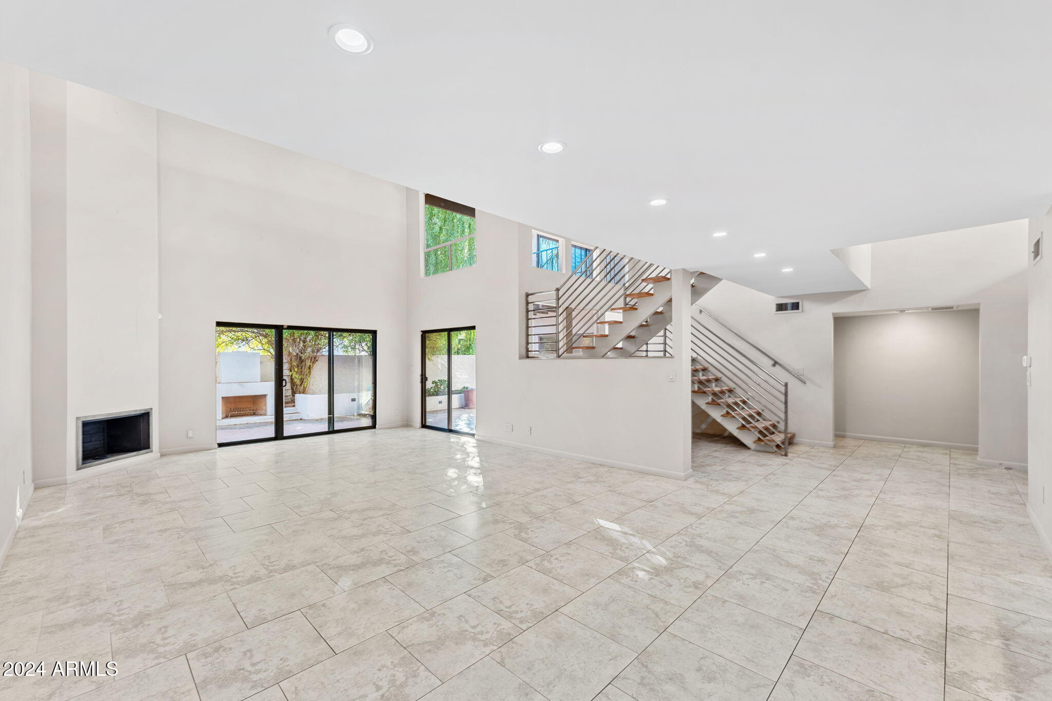 7385 E PLEASANT Run