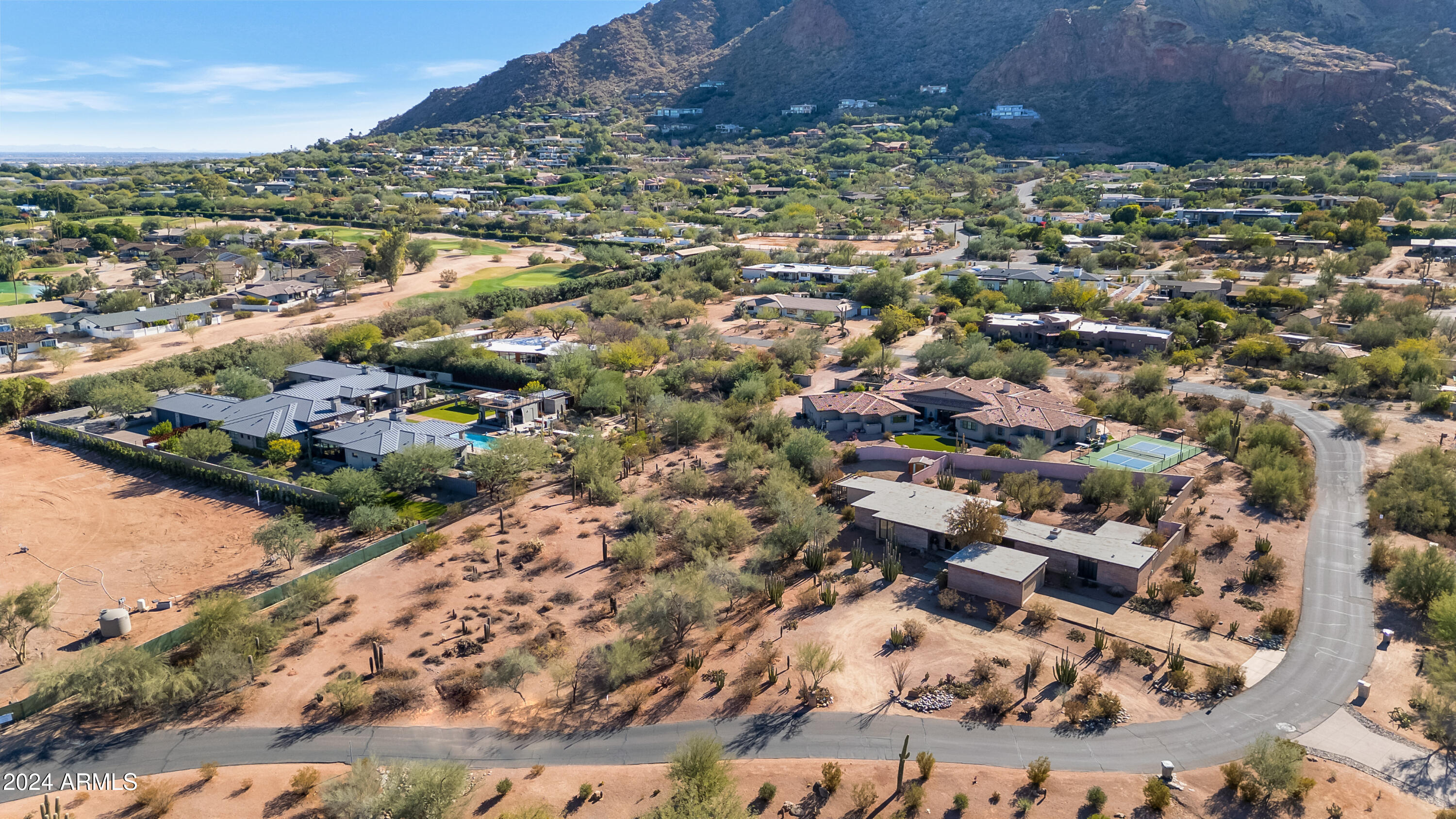 6105 N CAMELBACK MANOR Drive 16