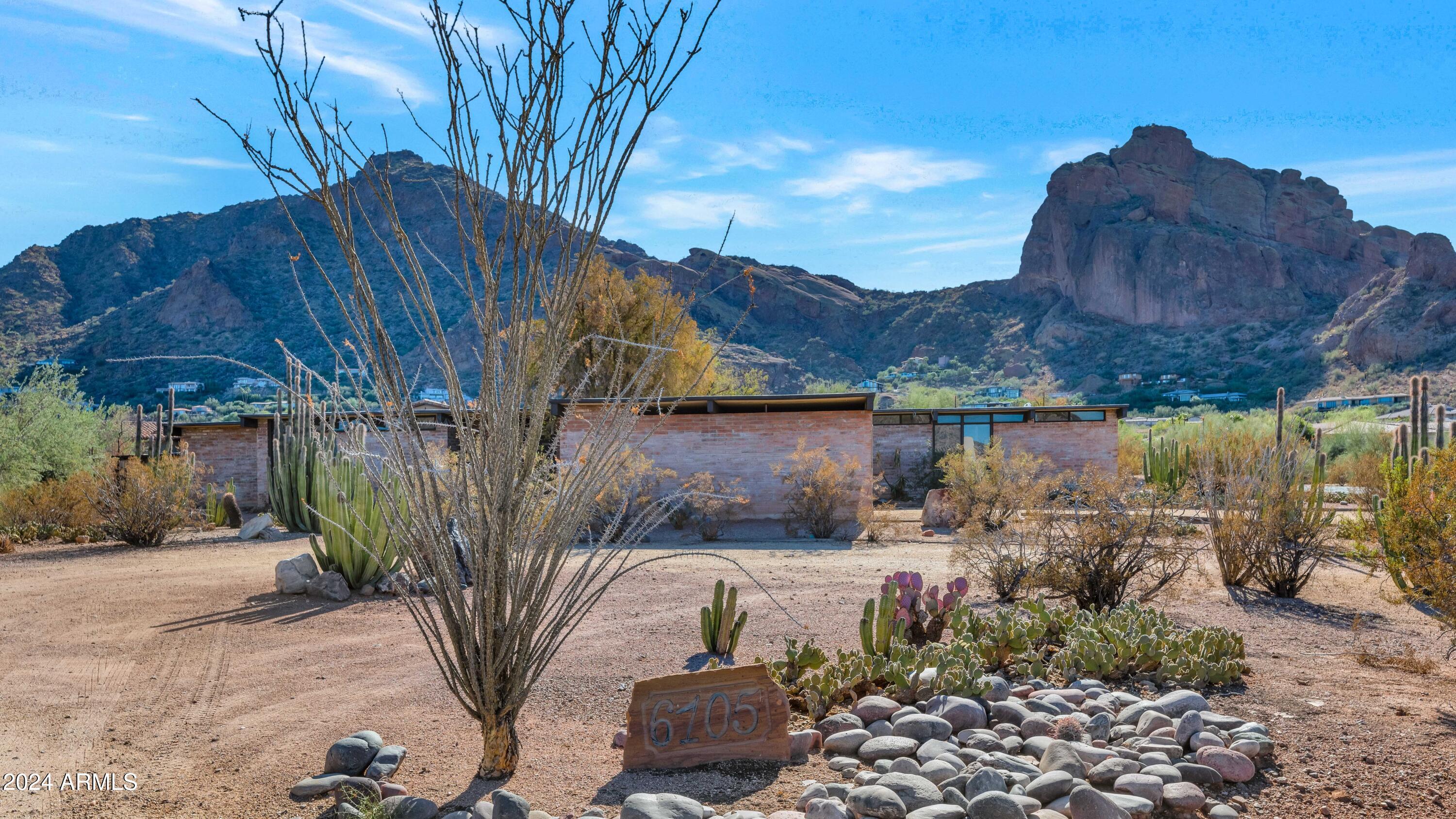 6105 N CAMELBACK MANOR Drive 16