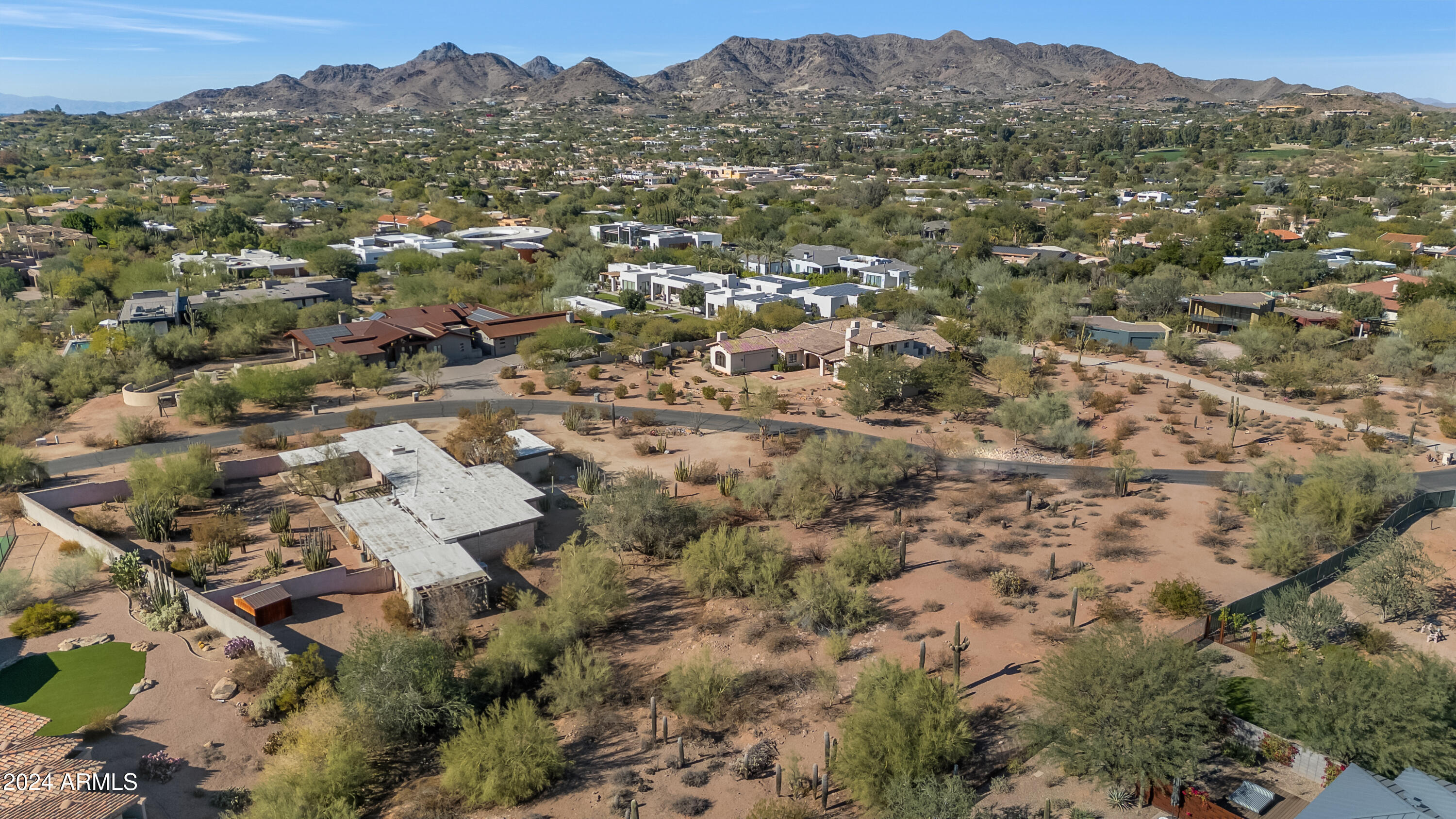 6105 N CAMELBACK MANOR Drive 16