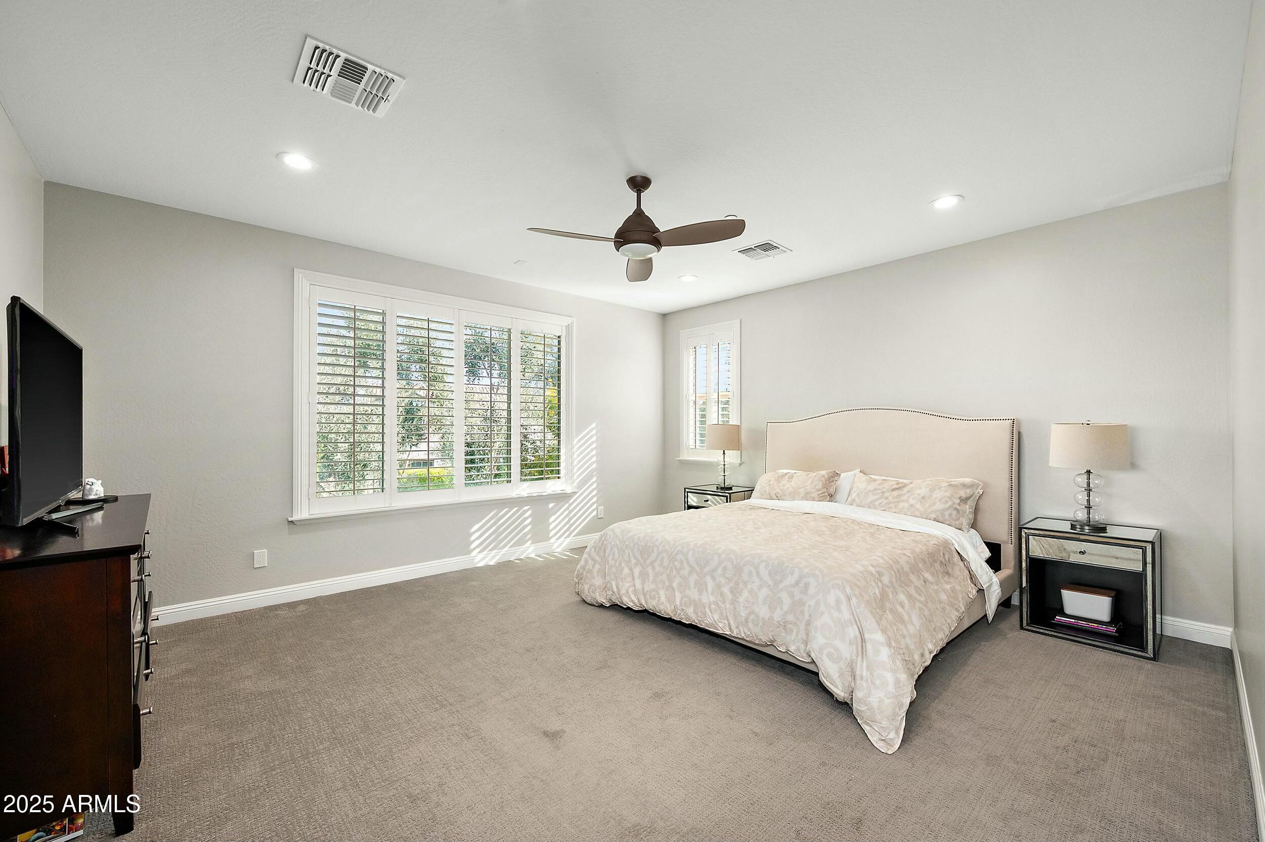 21415 N 37TH Run