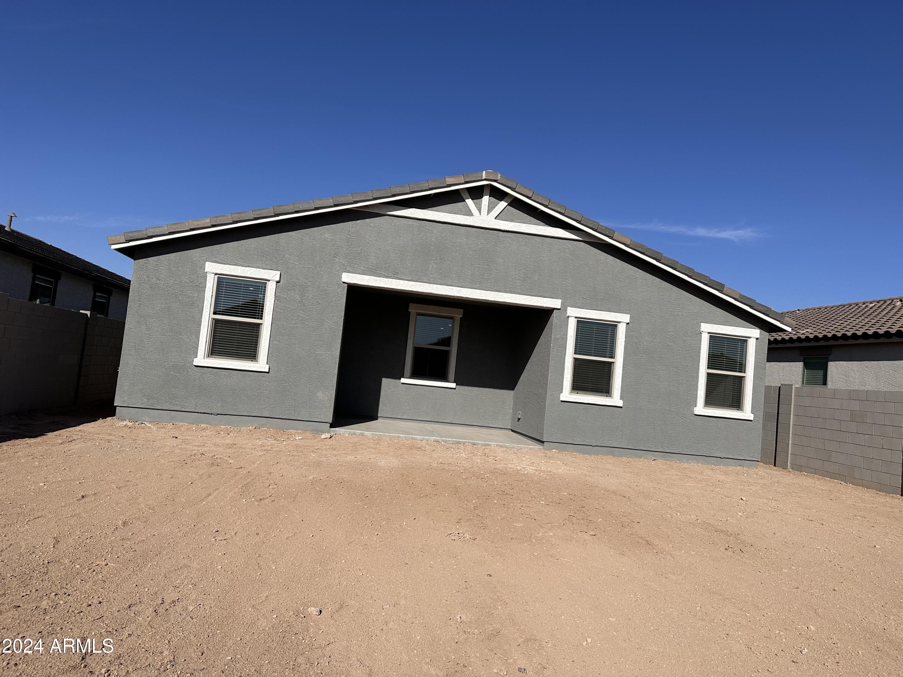 24131 W SUNLAND Avenue