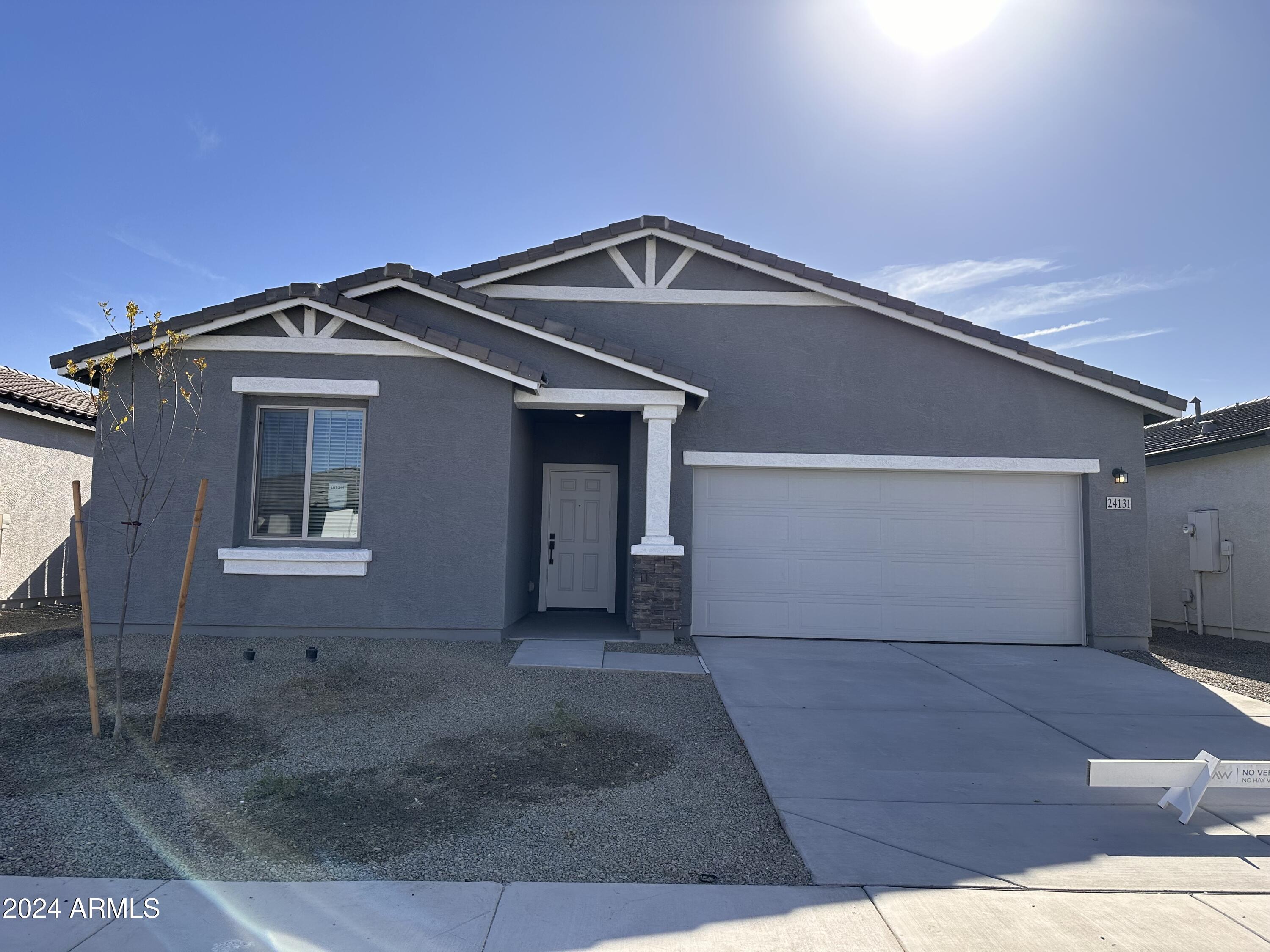 24131 W SUNLAND Avenue