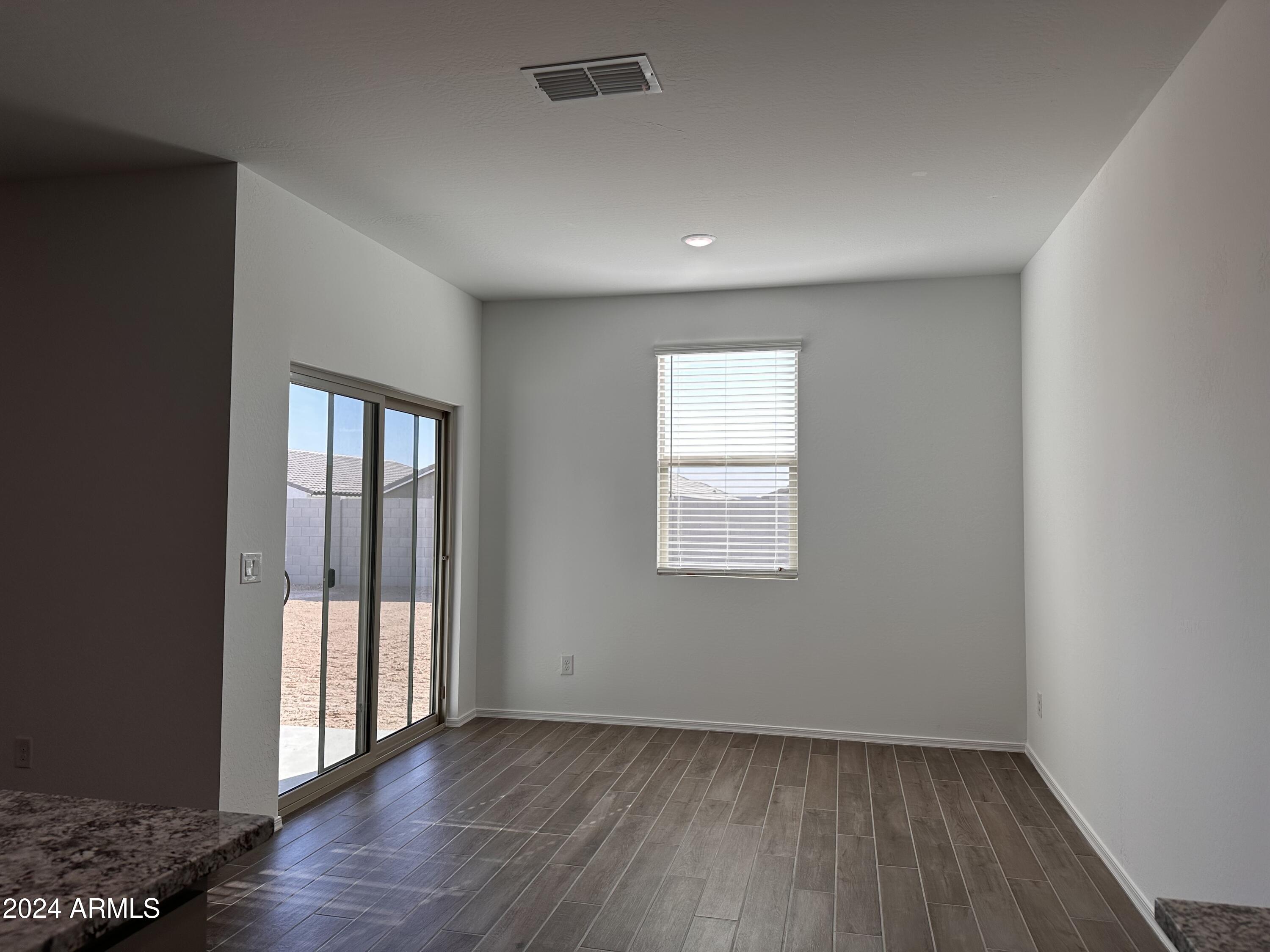 24131 W SUNLAND Avenue
