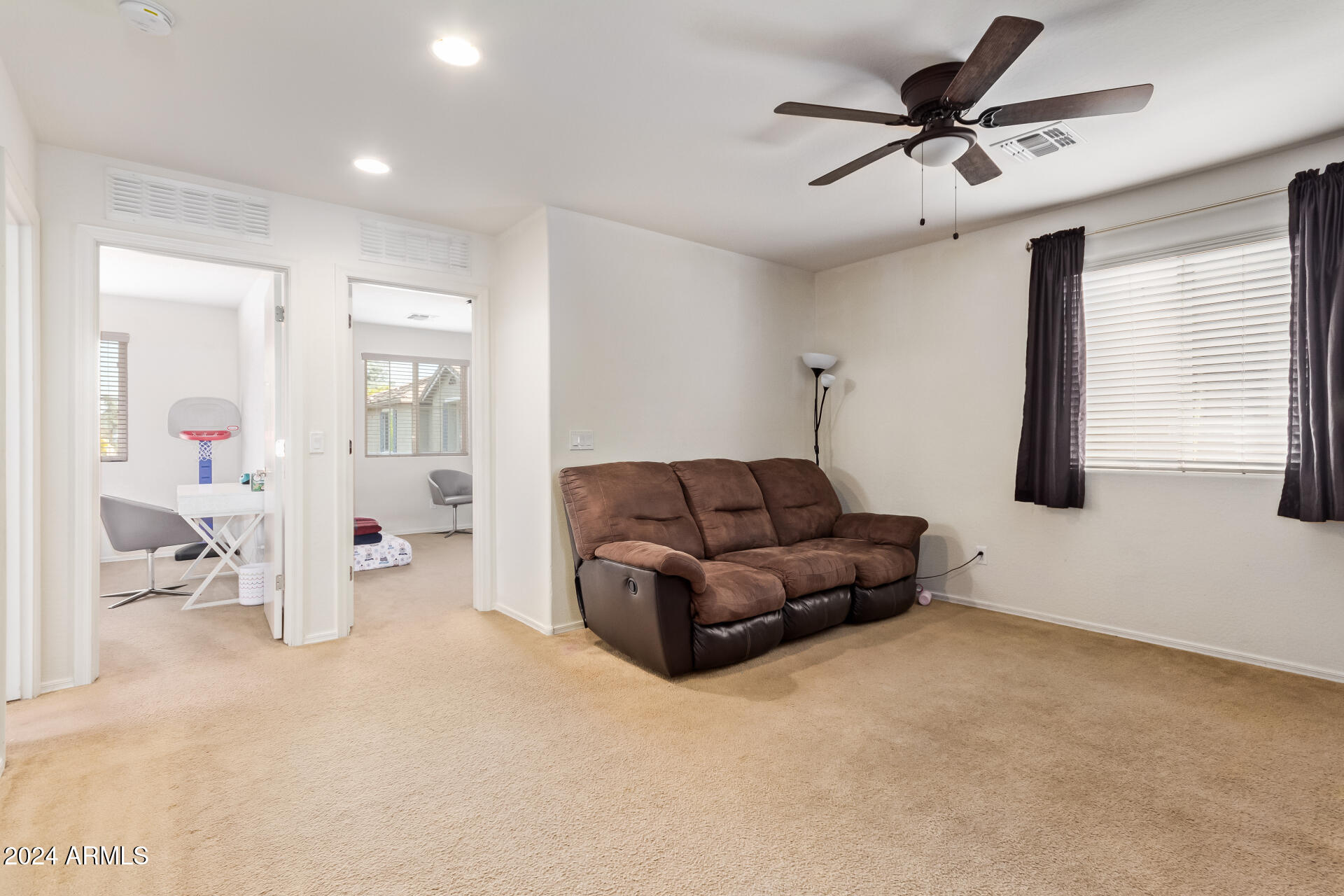 2535 N 73rd Drive