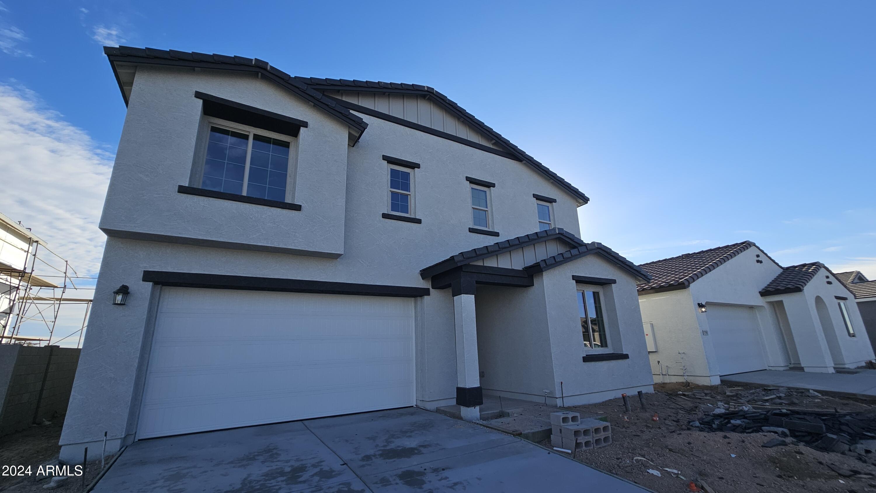 37595 N COWBOY Lane