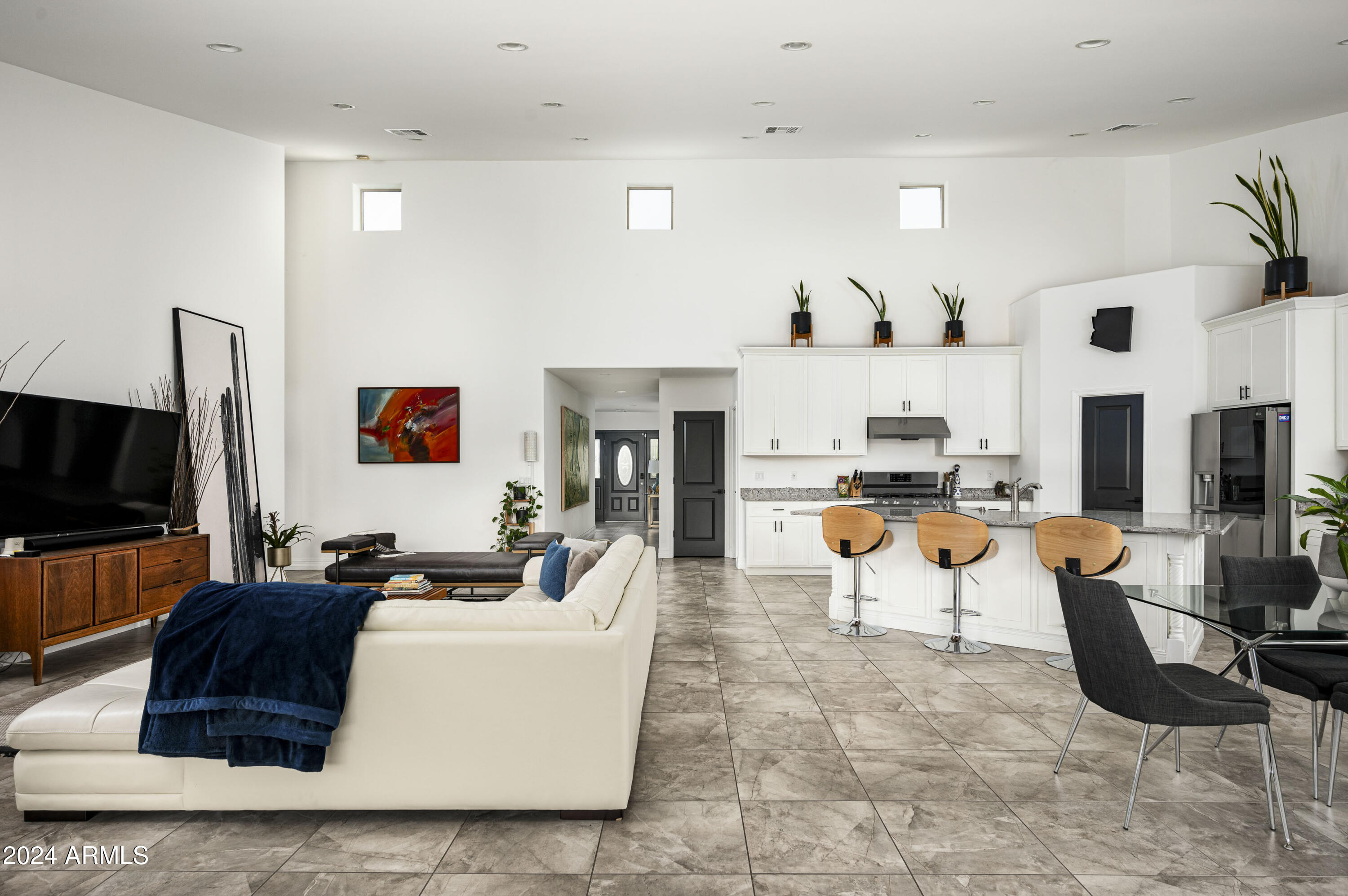 329 E BELMONT Avenue