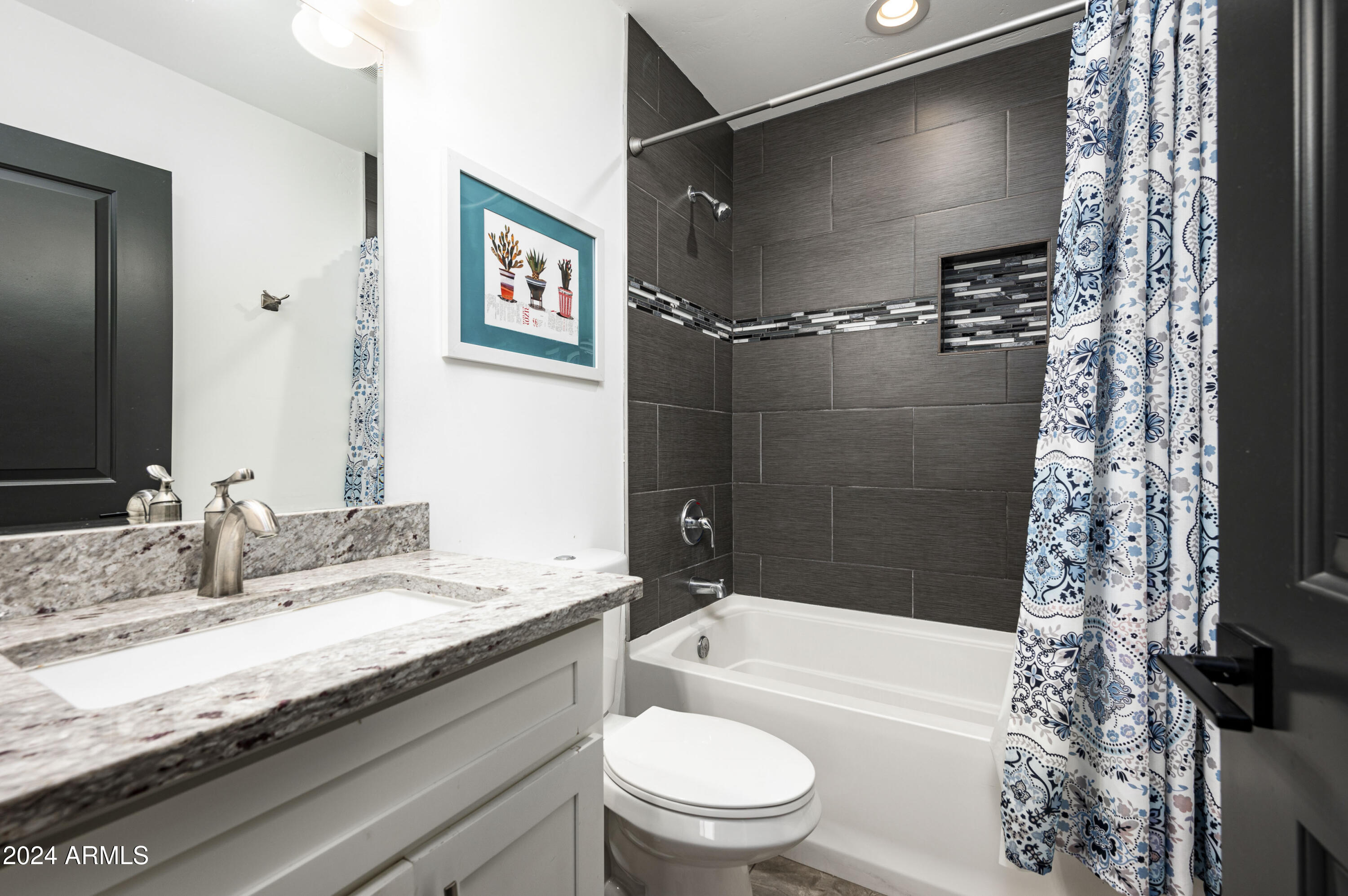 329 E BELMONT Avenue