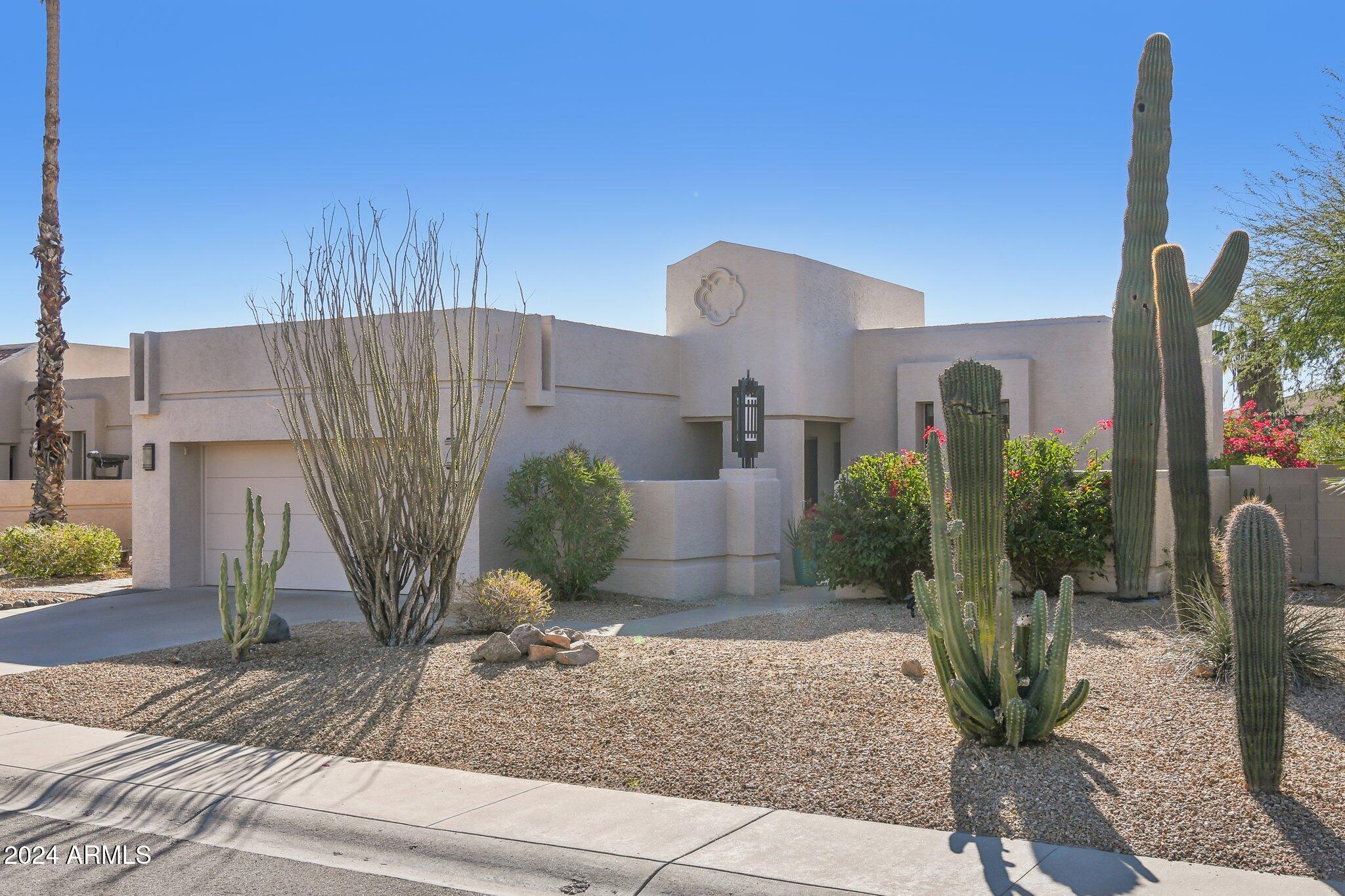 6627 E KELTON Lane