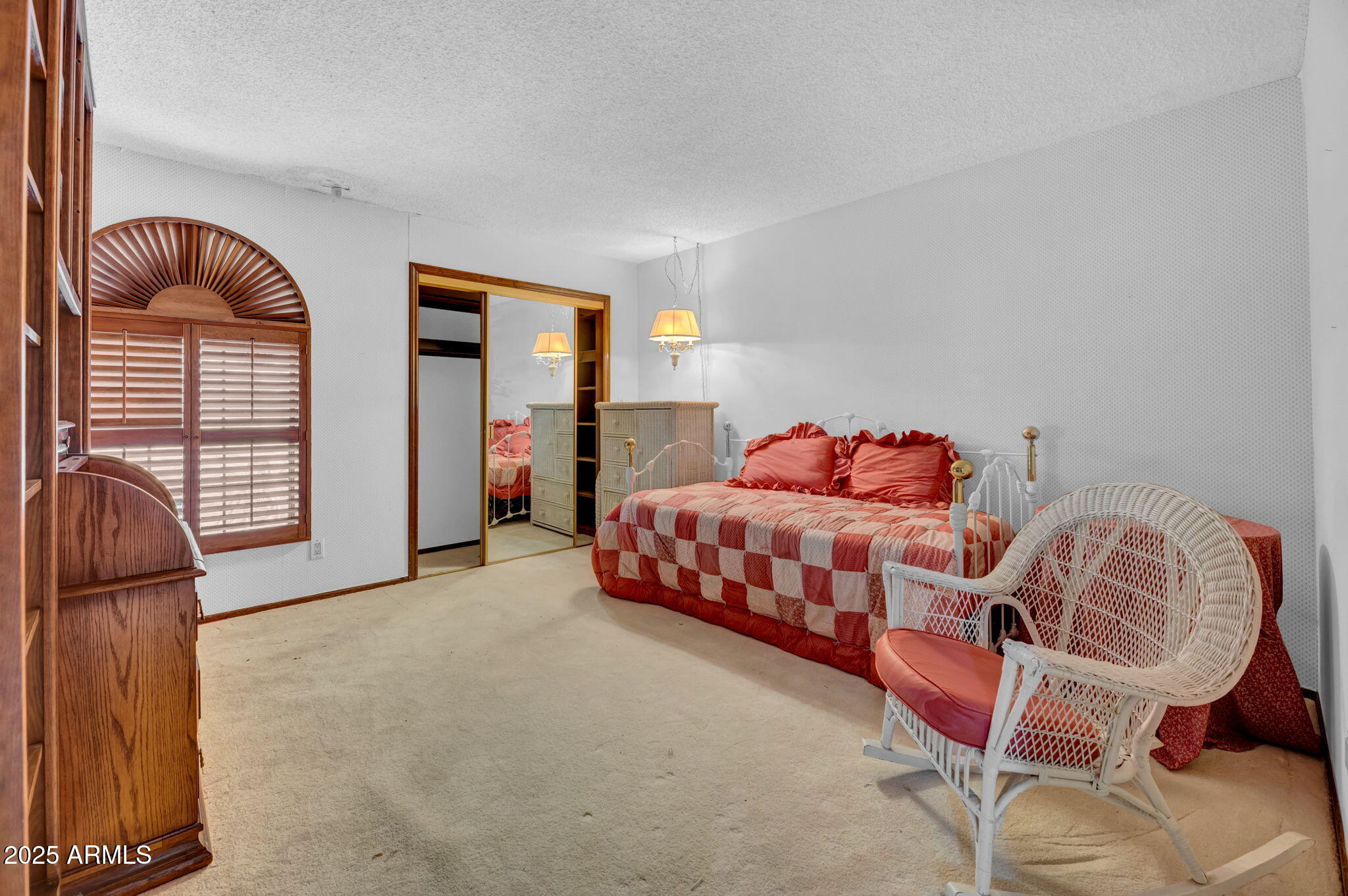 350 W MCLELLAN Road 7