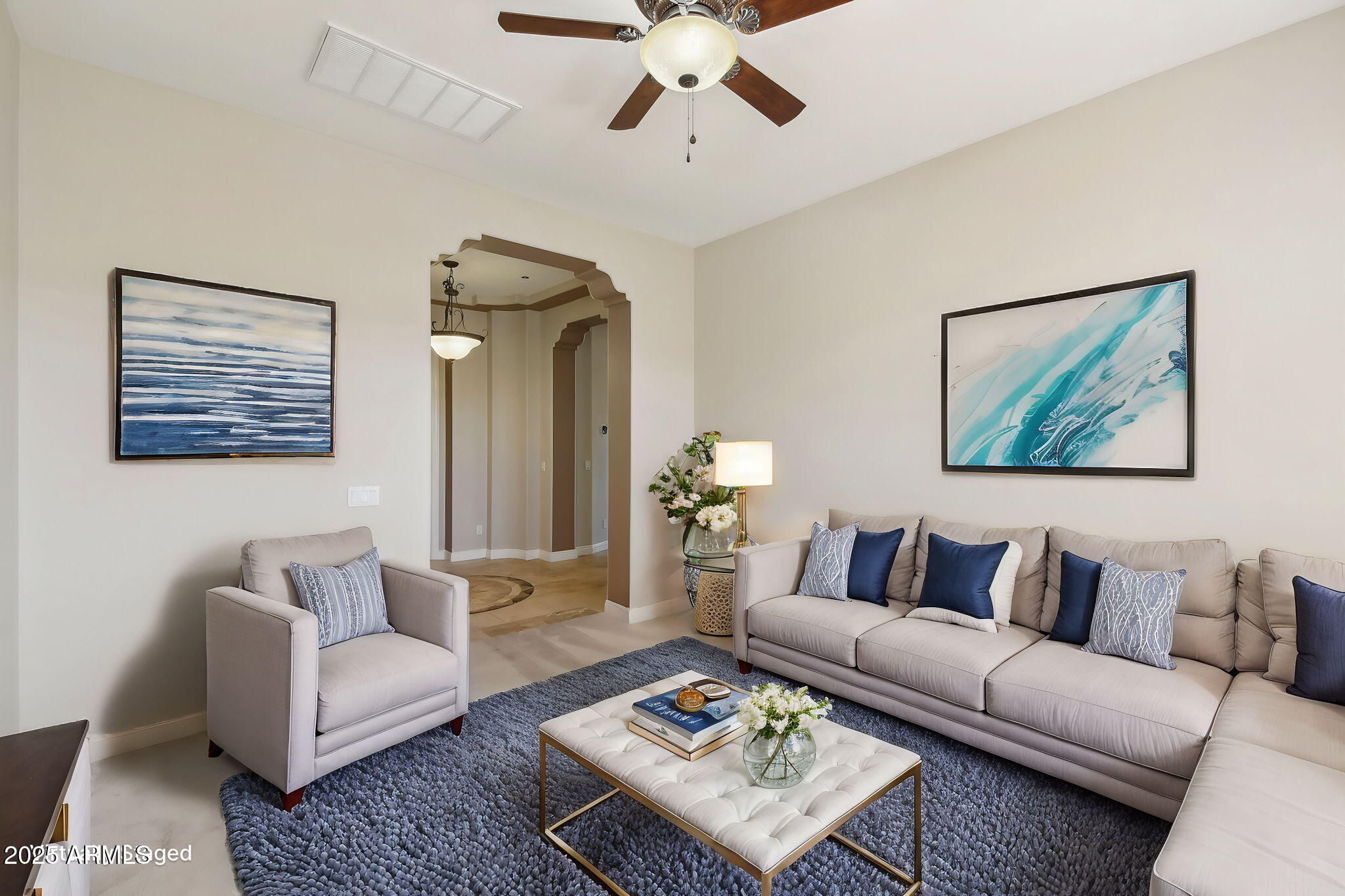 2507 W Vía Savelli