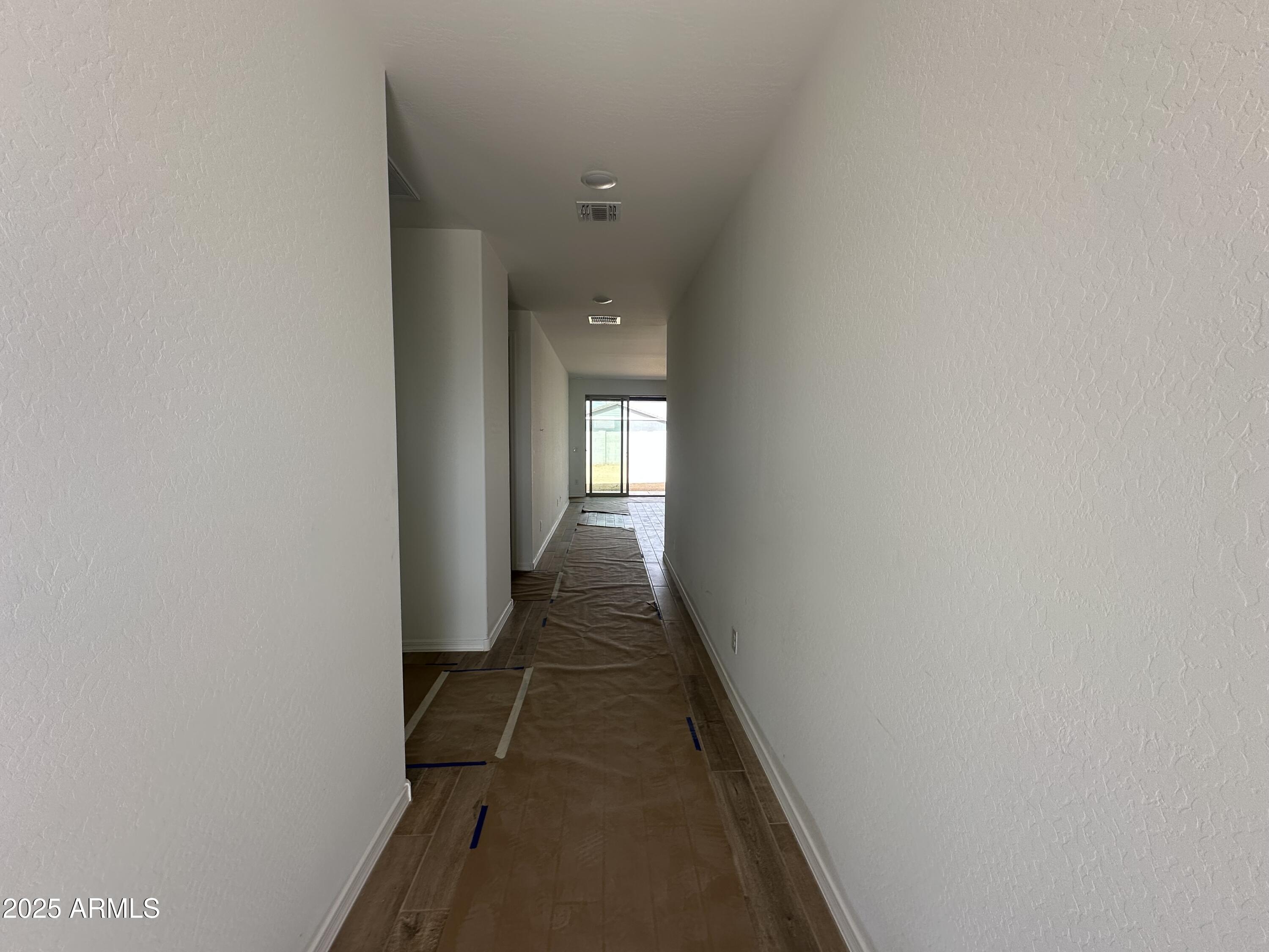 22848 E ROUNDUP Way