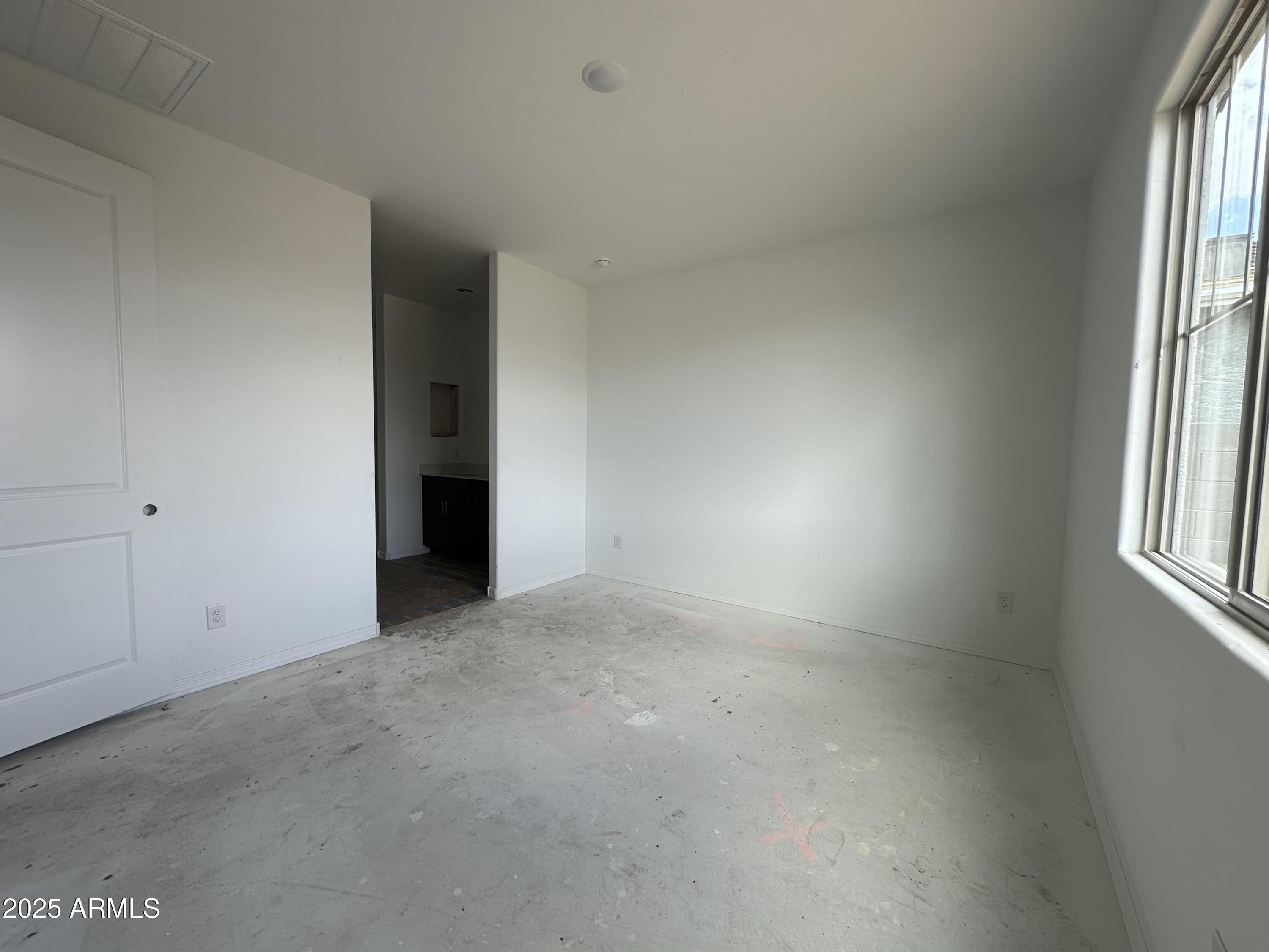 22848 E ROUNDUP Way