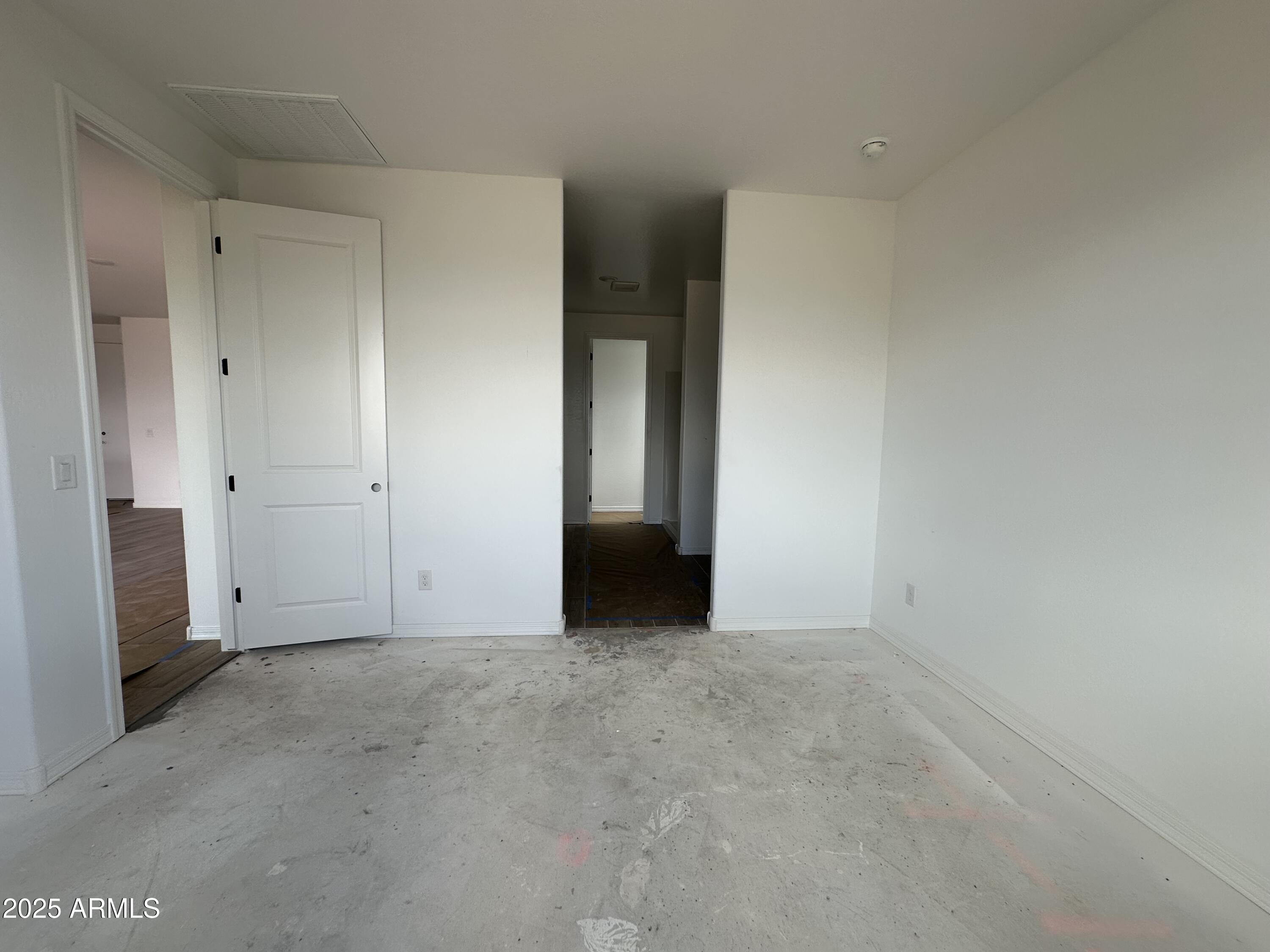 22848 E ROUNDUP Way