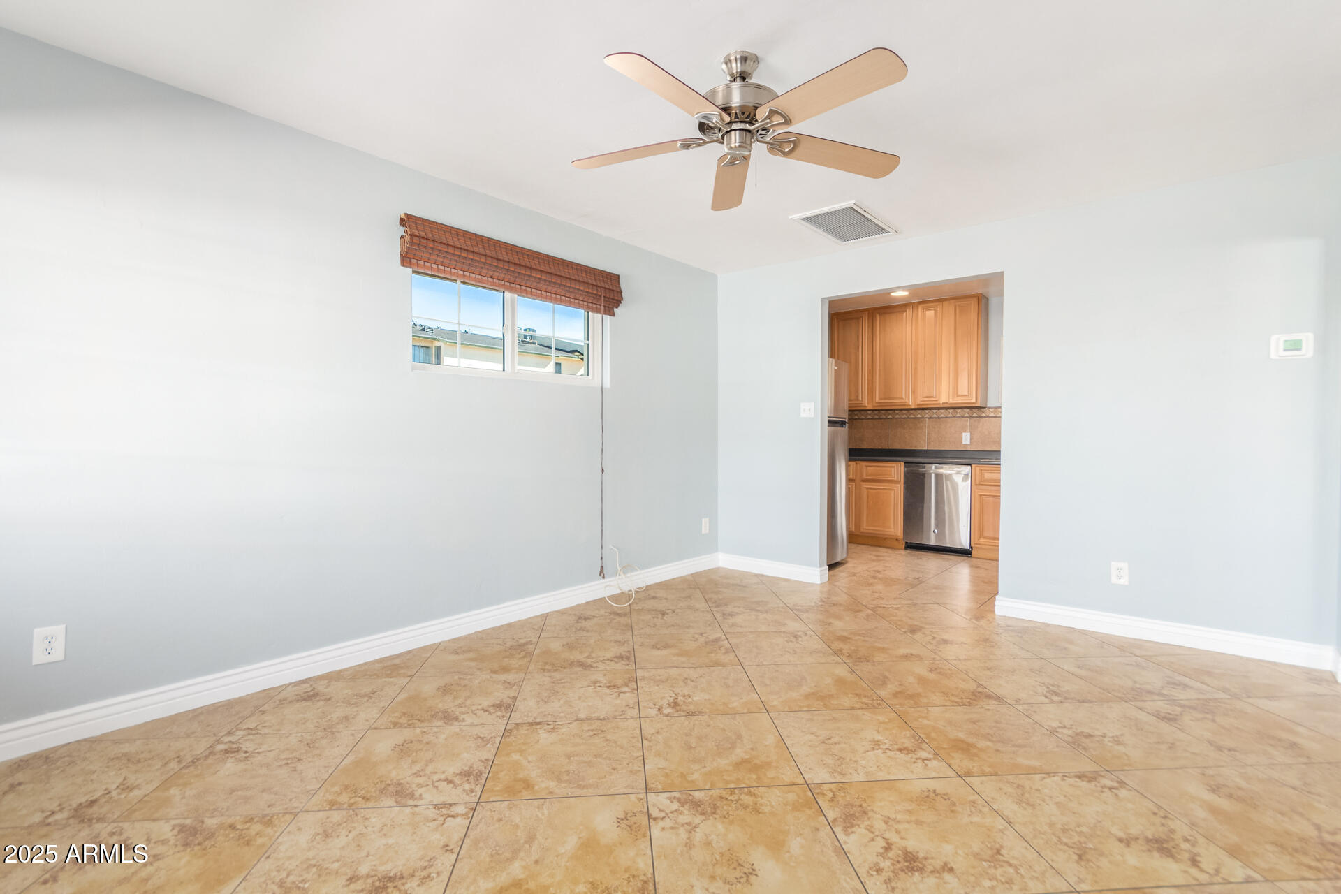 735 W COOLIDGE Street