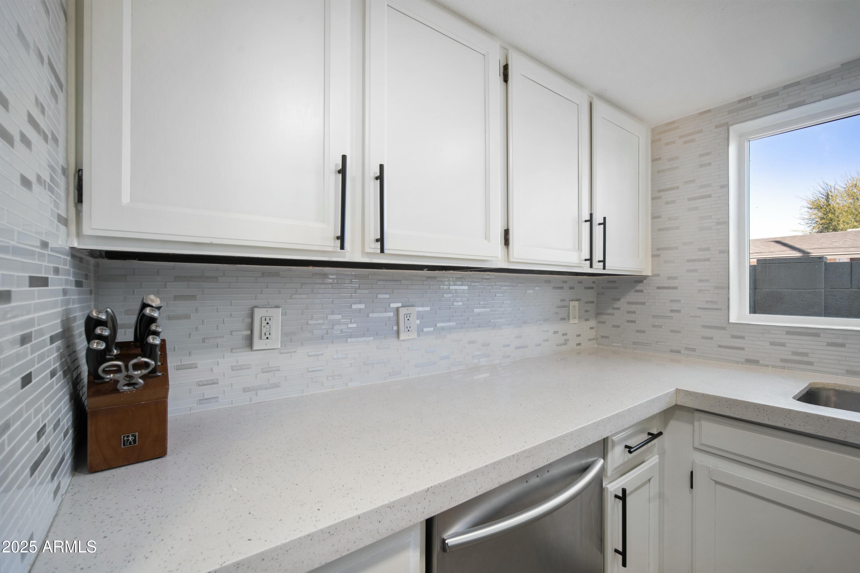 3001 N 38TH Street, 11