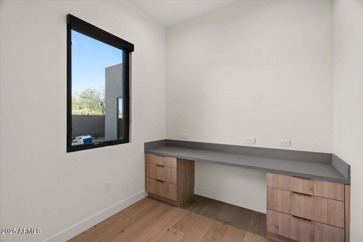 18576 N 92nd Place