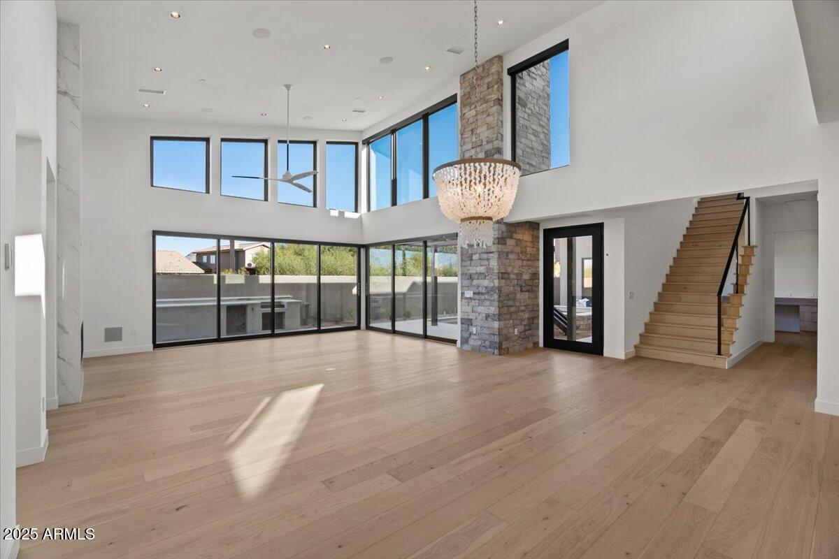 18576 N 92nd Place