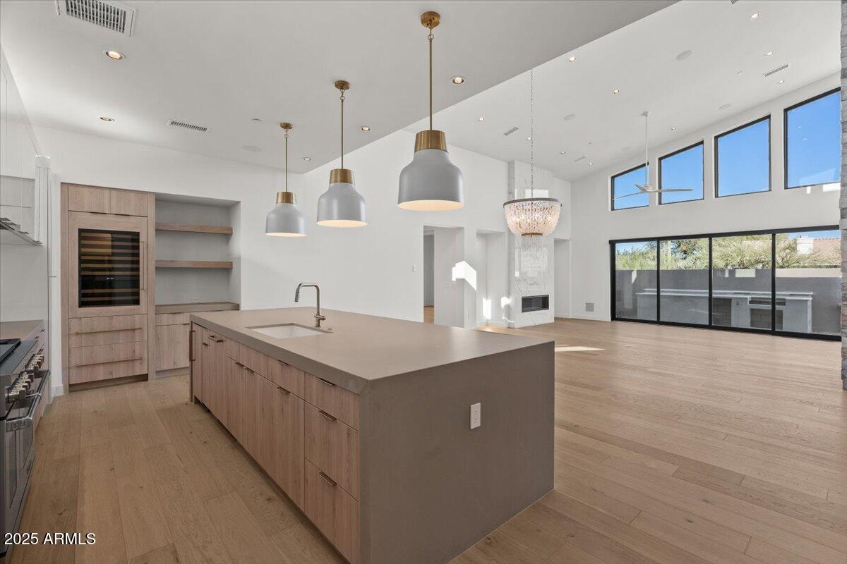 18576 N 92nd Place
