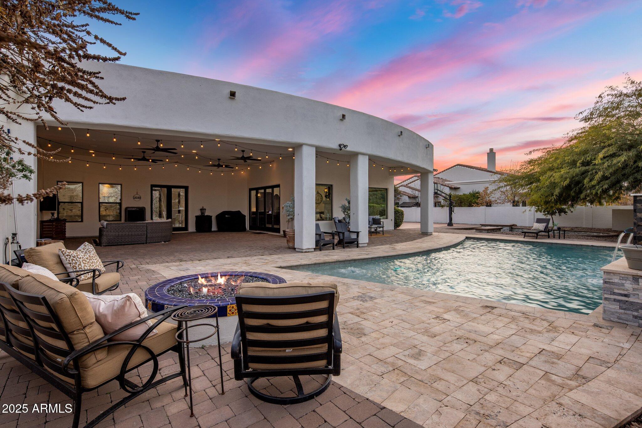 3038 E Waterman Way