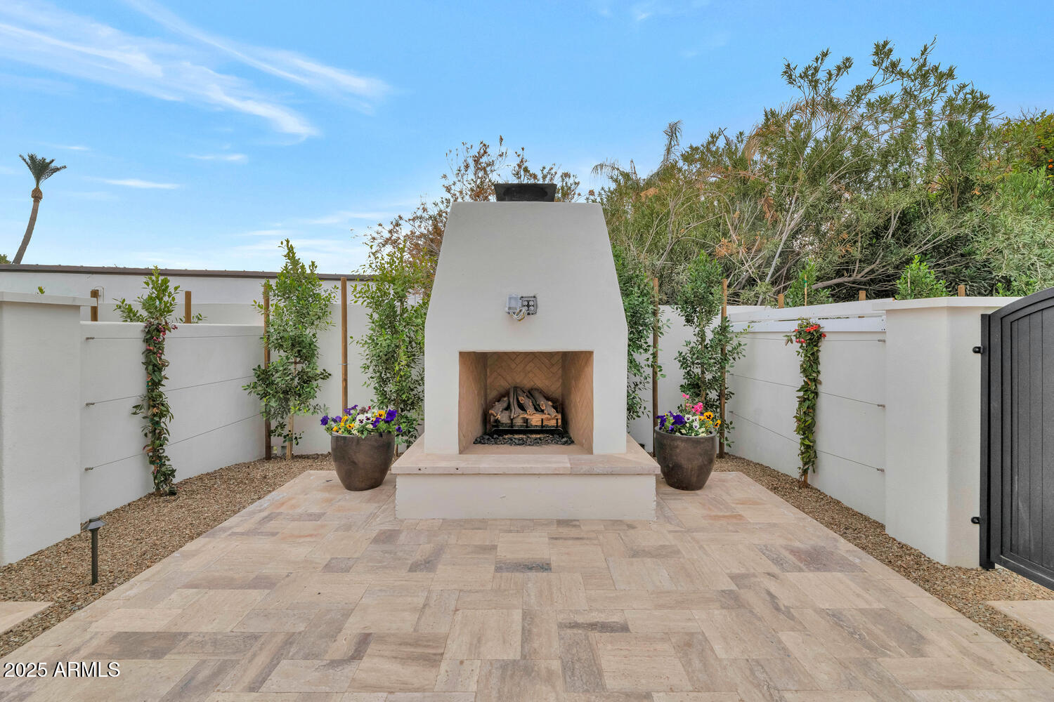 6737 E EXETER Boulevard