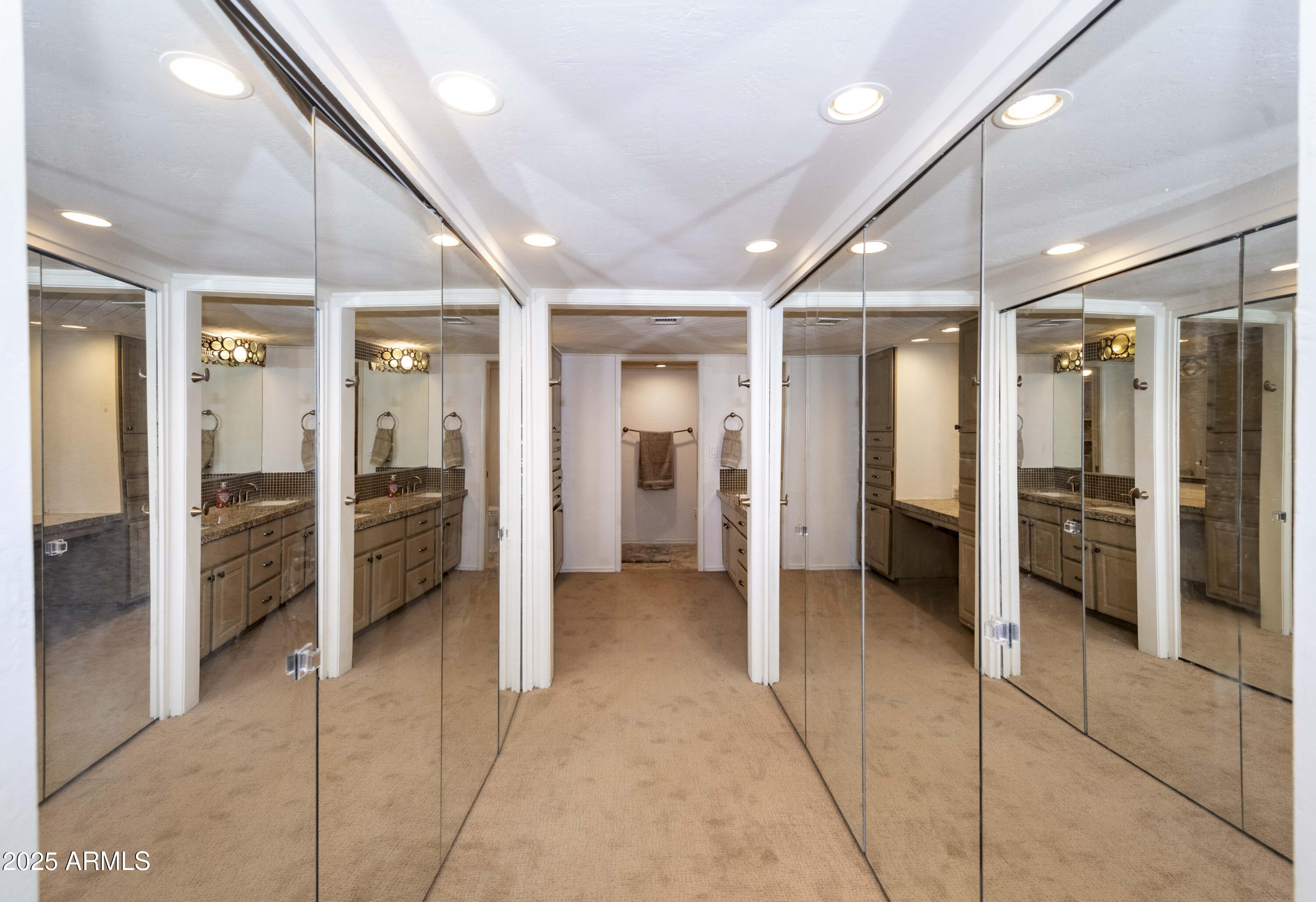 4446 E Camelback Road Unit 109