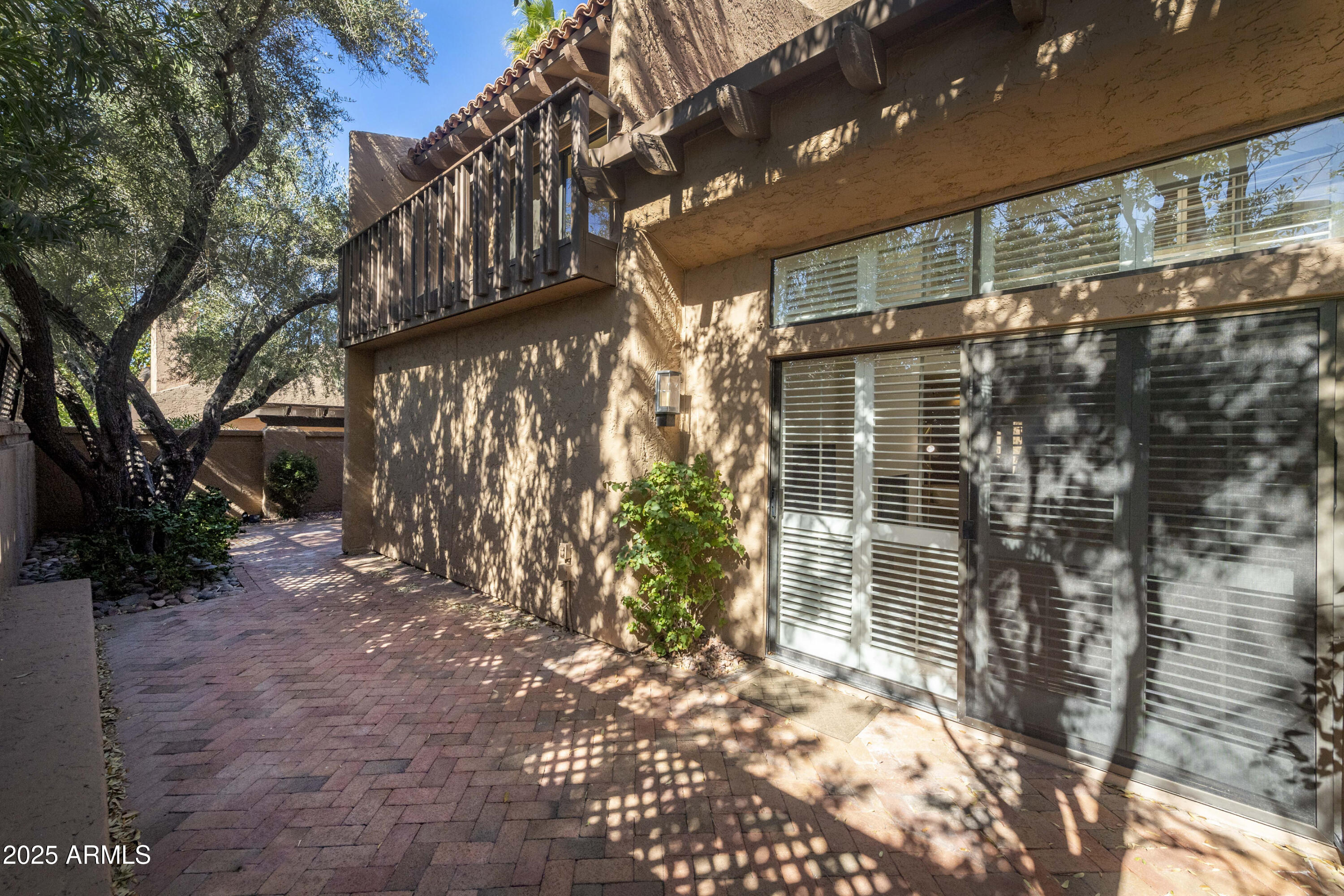4446 E Camelback Road Unit 109