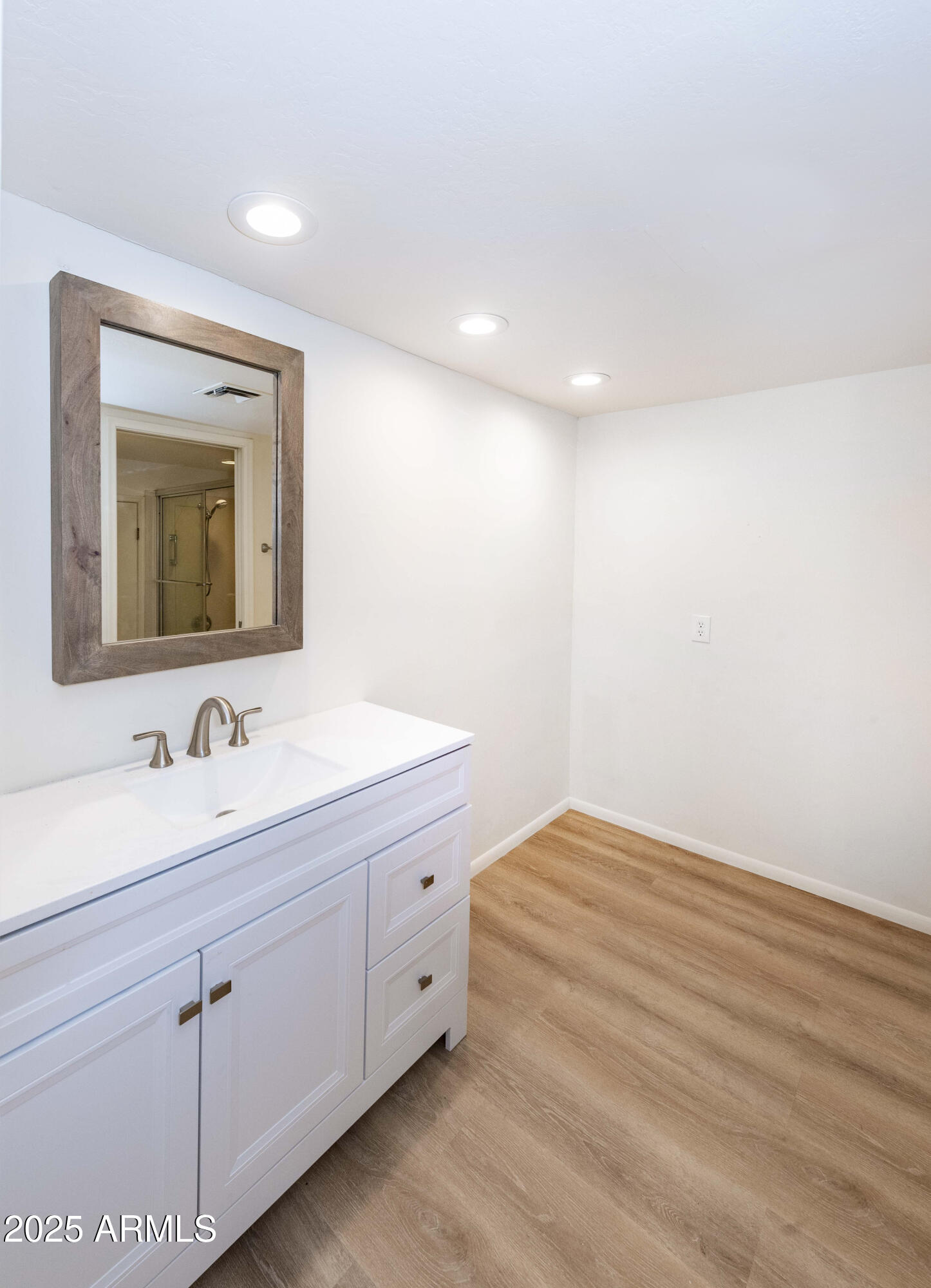 4446 E Camelback Road Unit 109