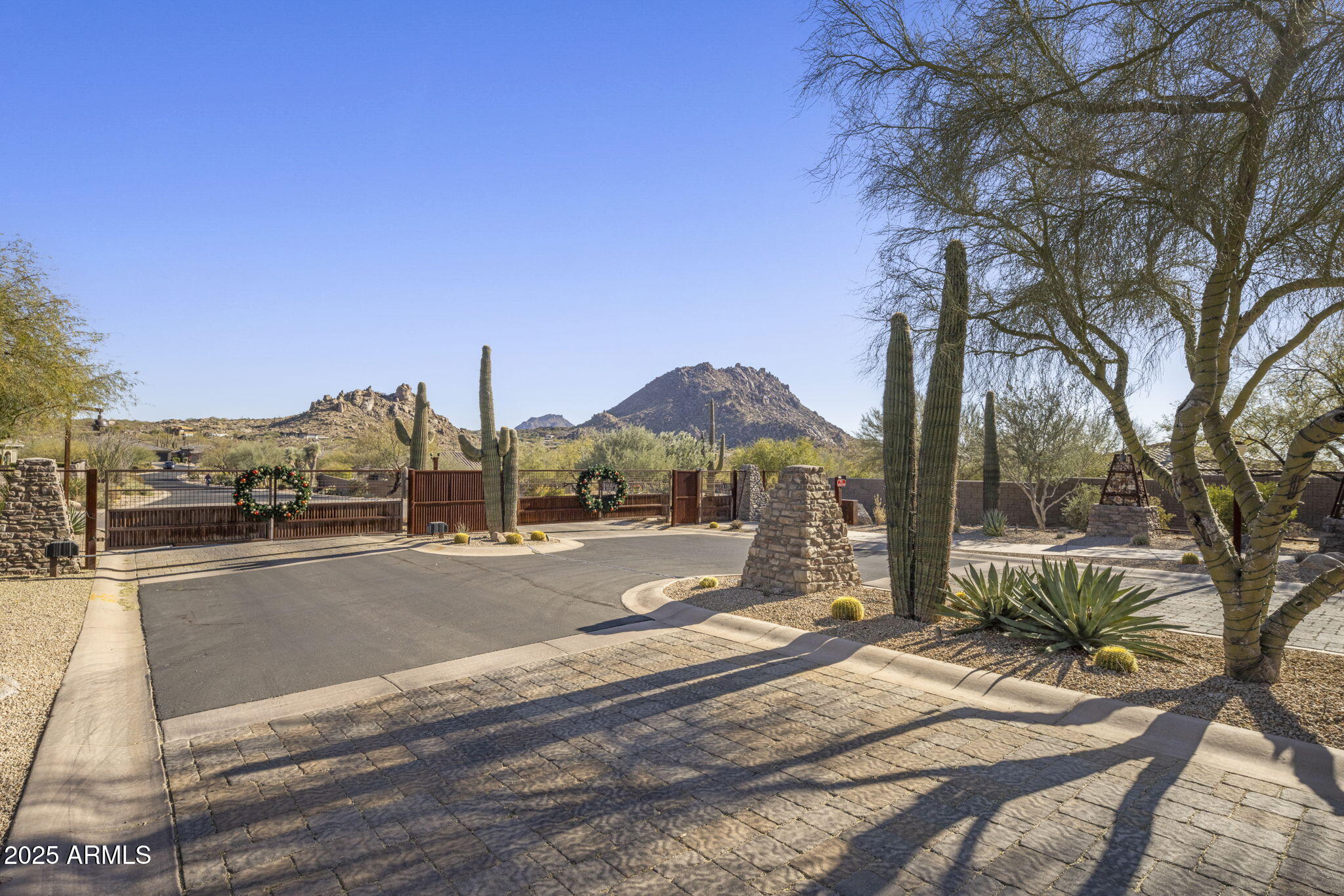 10985 E BUCKHORN Drive 22