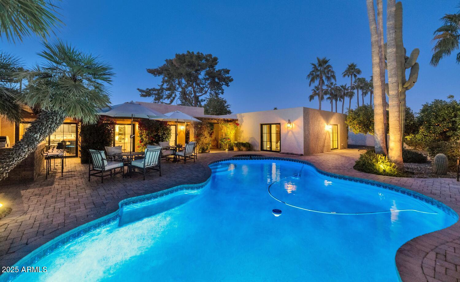 7258 E MANZANITA Drive