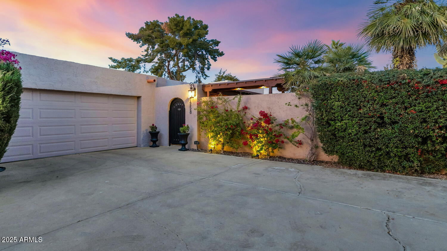 7258 E MANZANITA Drive