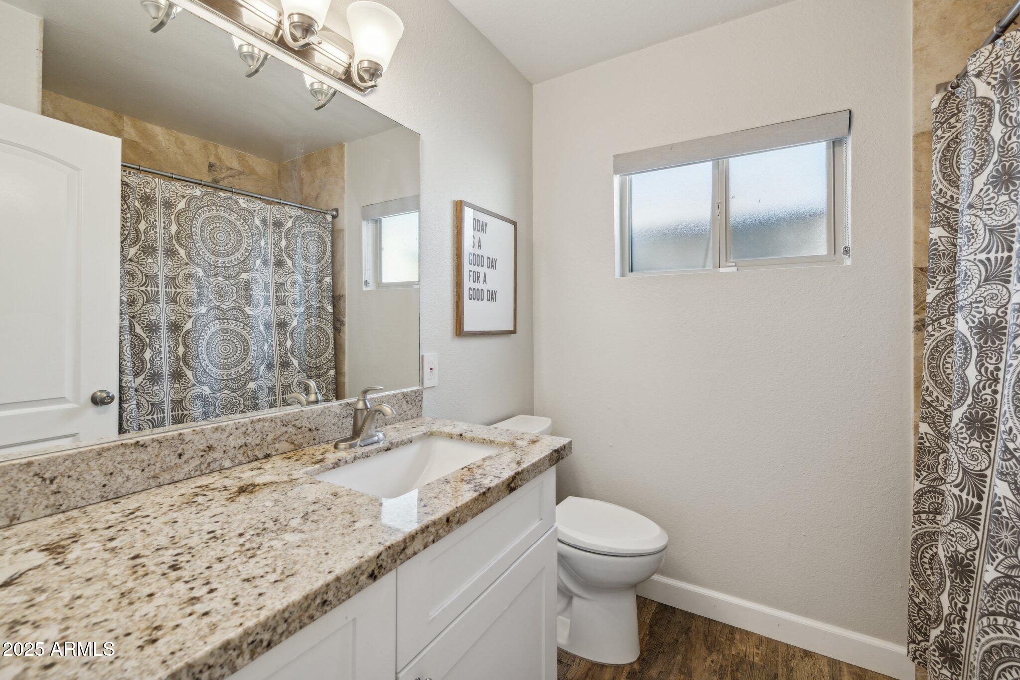 8856 E ALTADENA Avenue