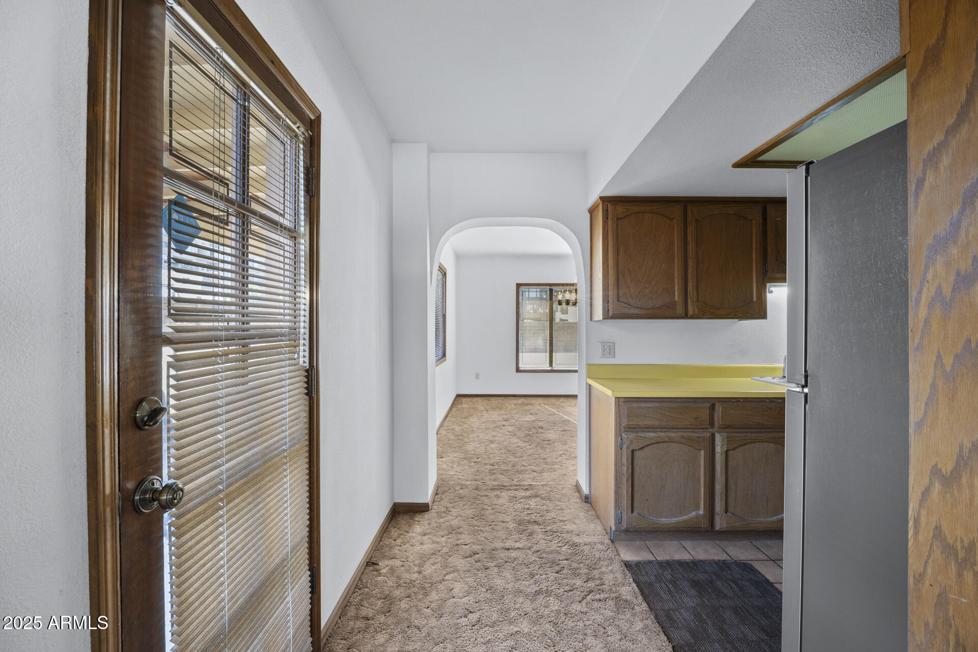 27 W Lewis Avenue