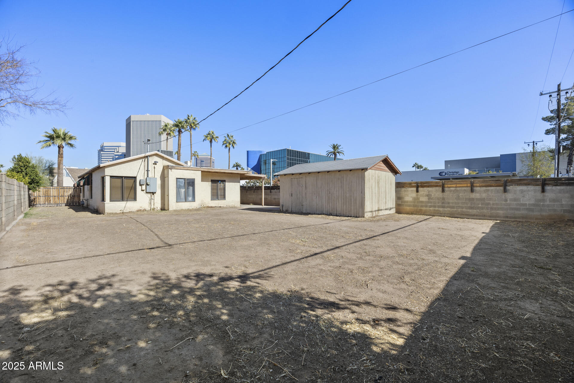 27 W Lewis Avenue