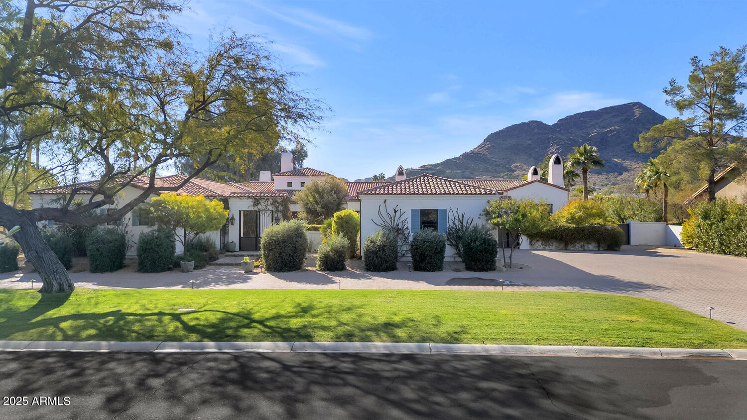 5989 E SAPPHIRE Lane