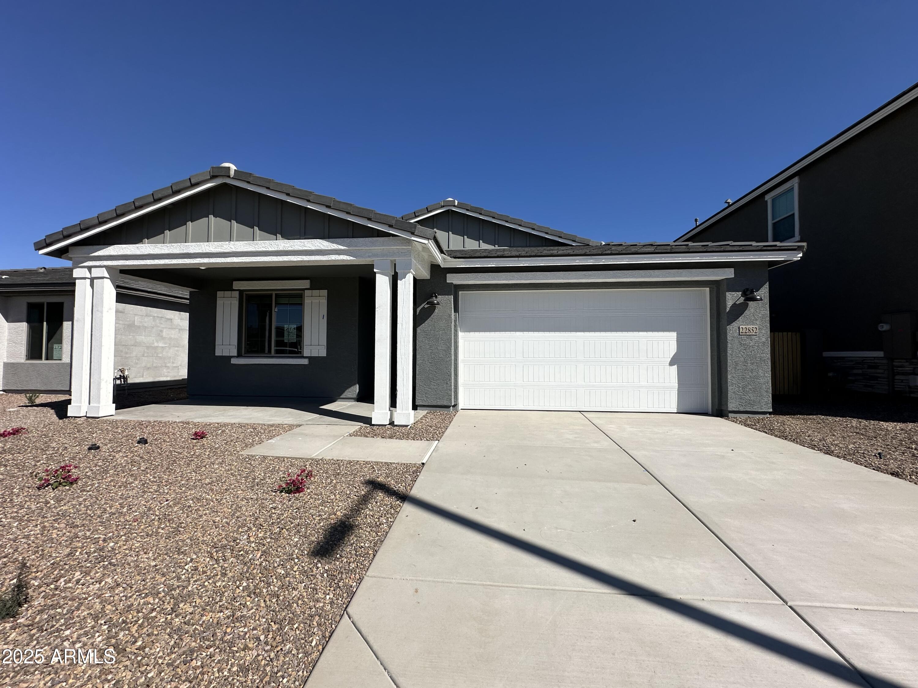 22852 E LORDS Way