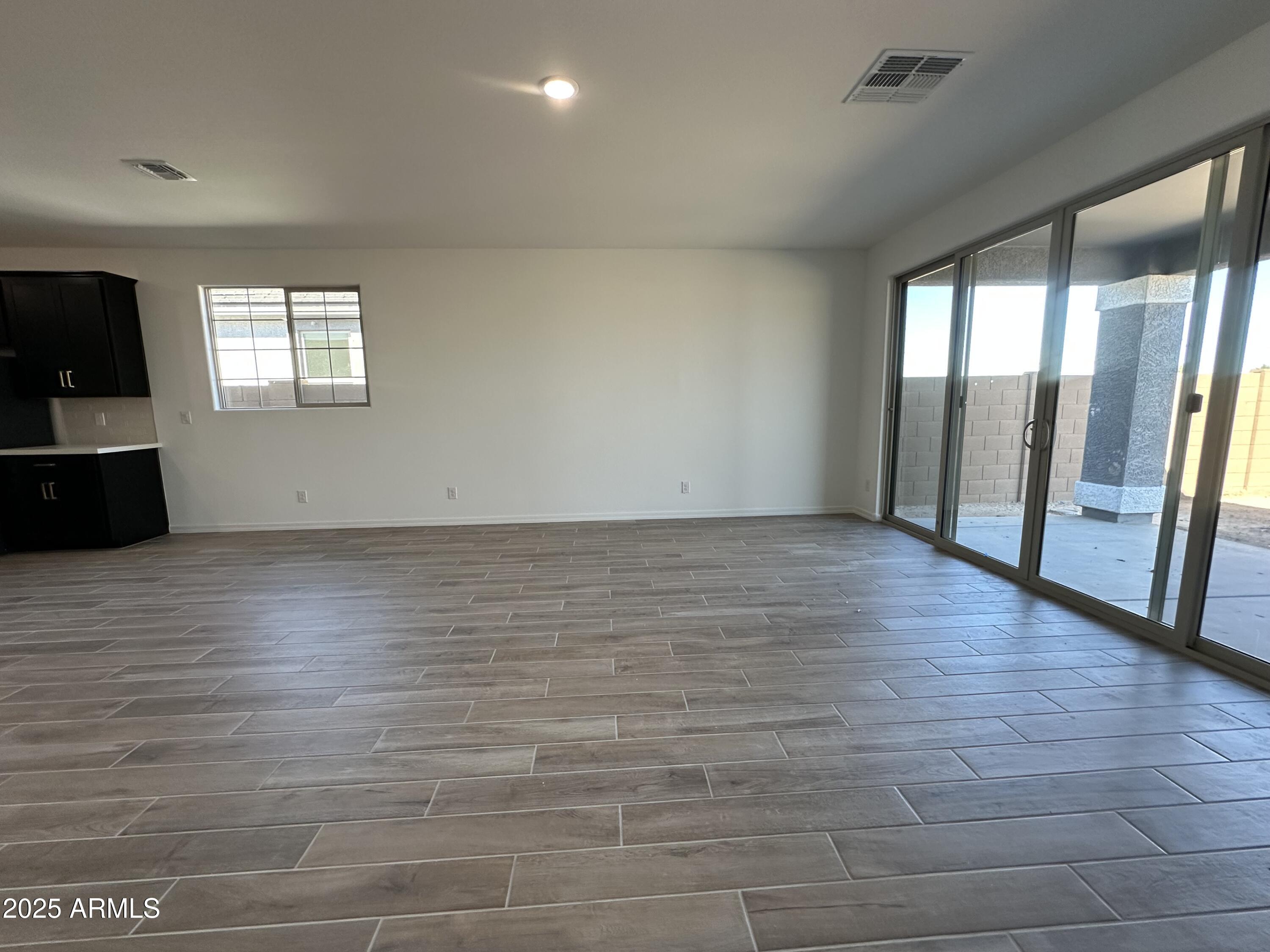22852 E LORDS Way