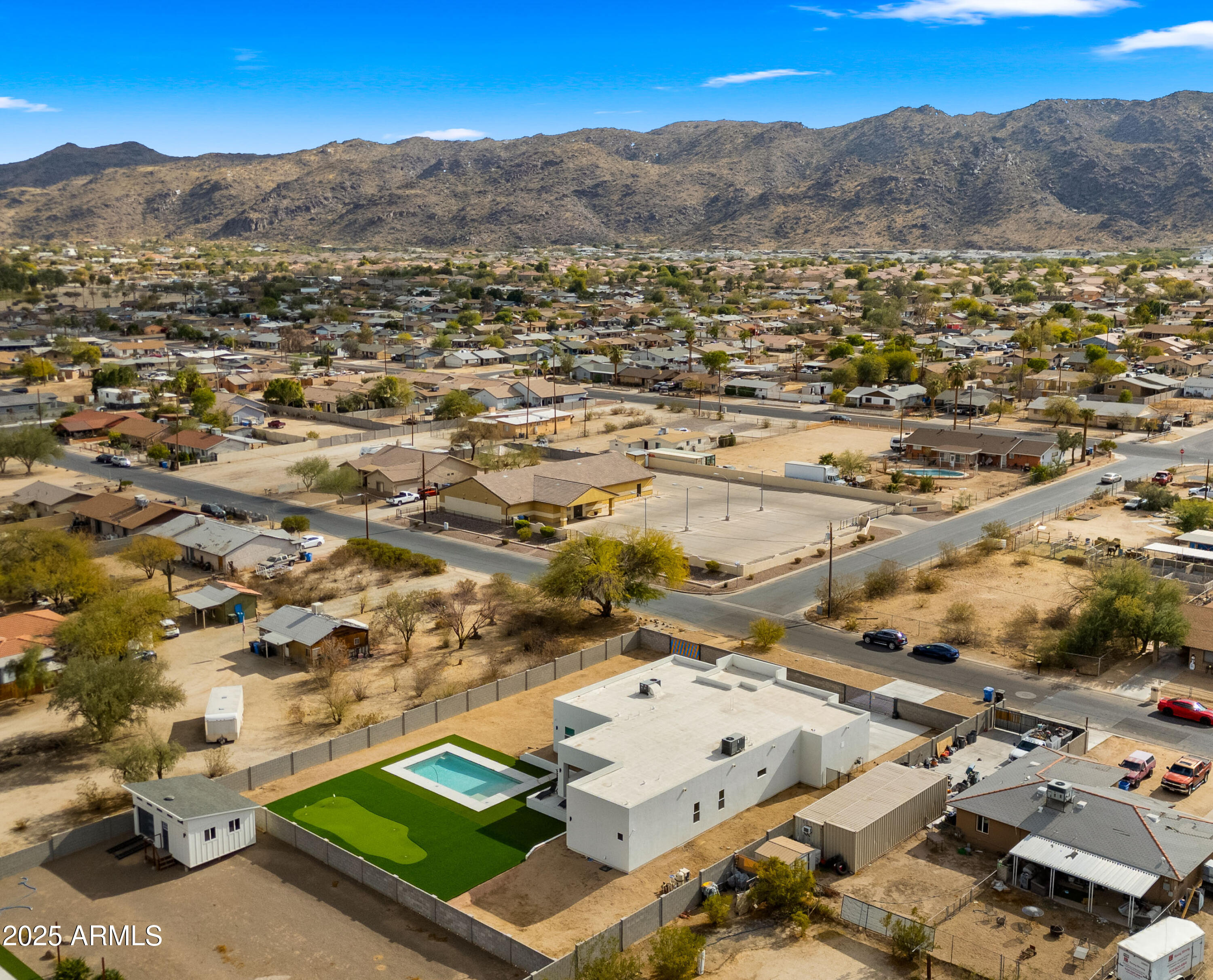 744 E Desert Lane